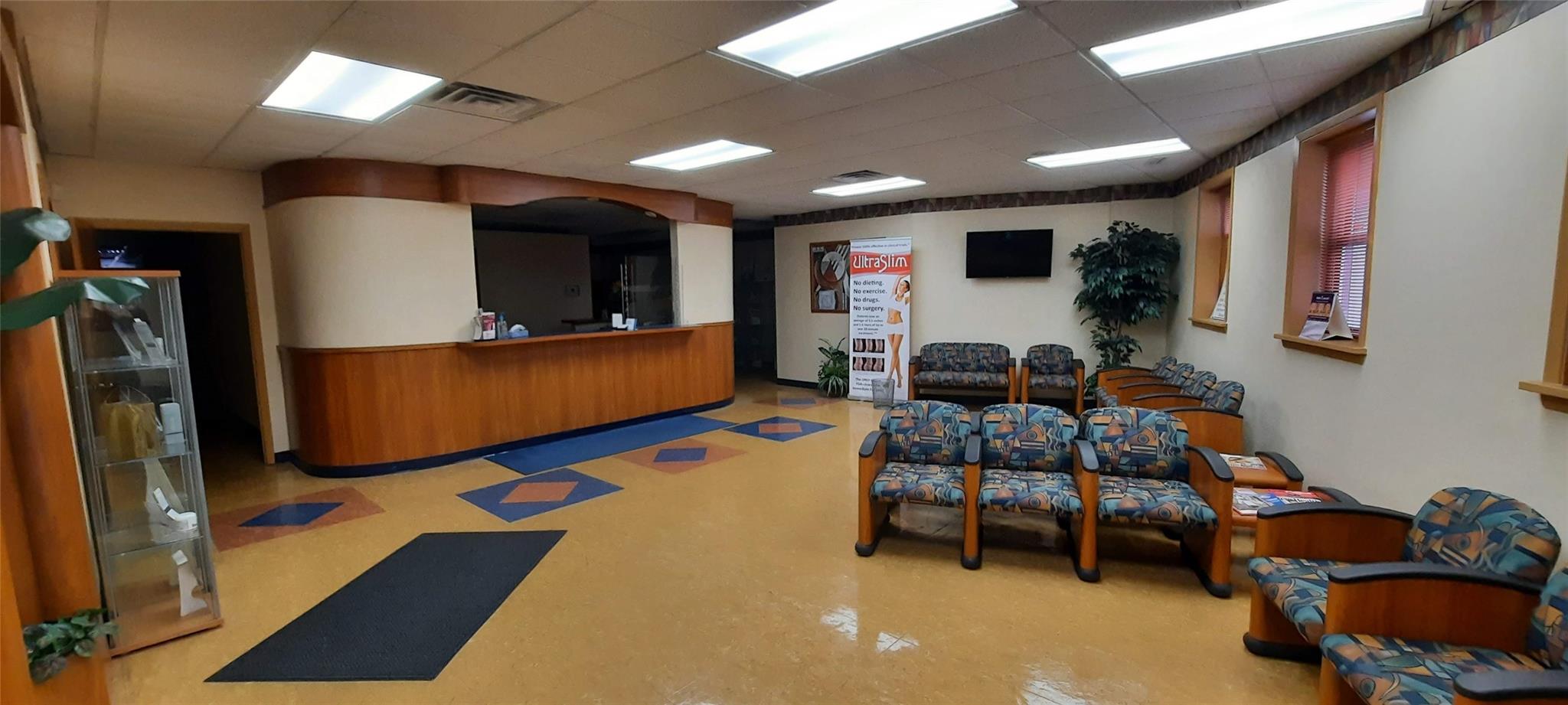 29 Glen Cove Avenue, Glen Cove, NY 11542