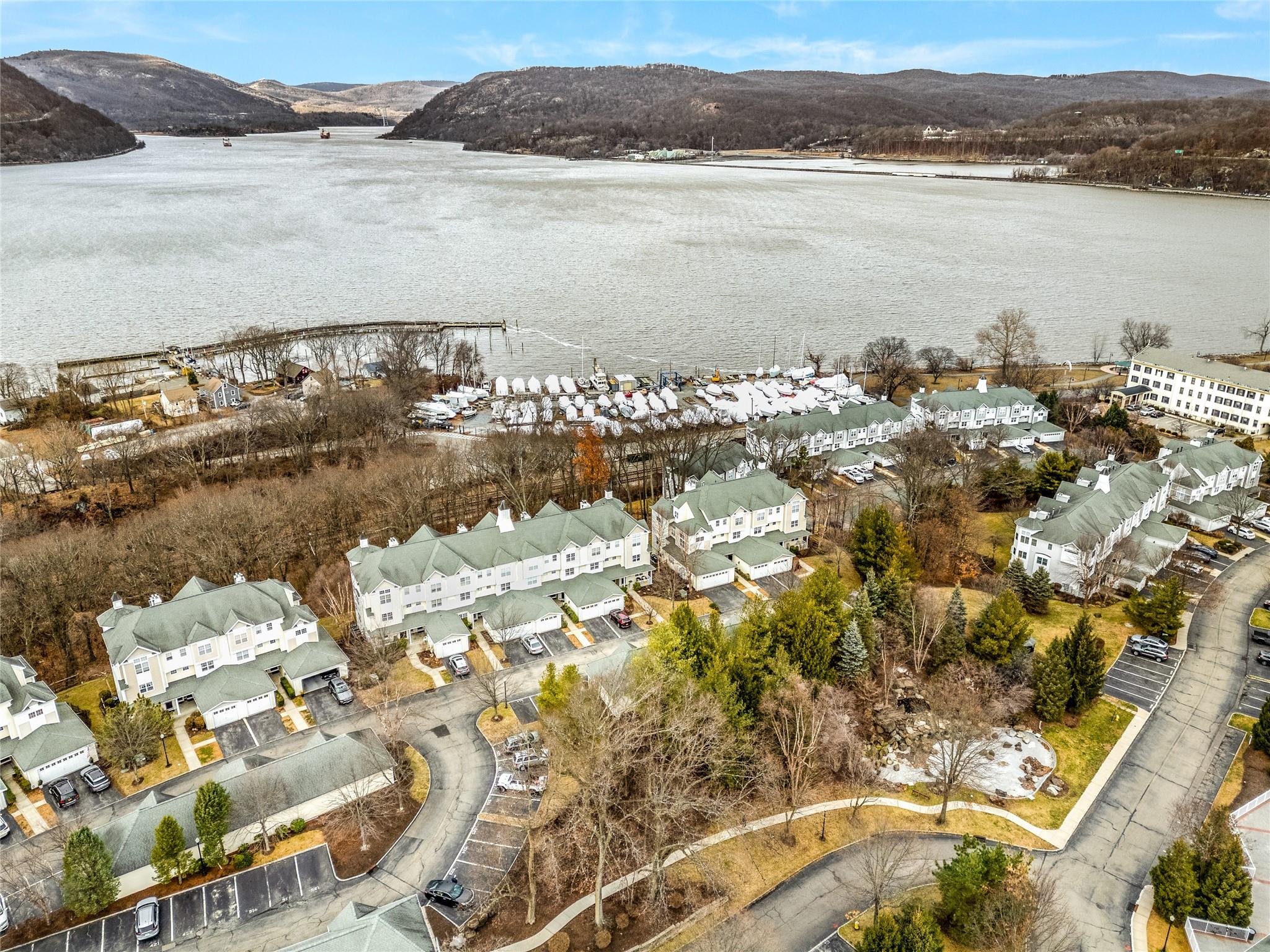 527 Viewpoint Terrace # 527, Peekskill, NY 10566
