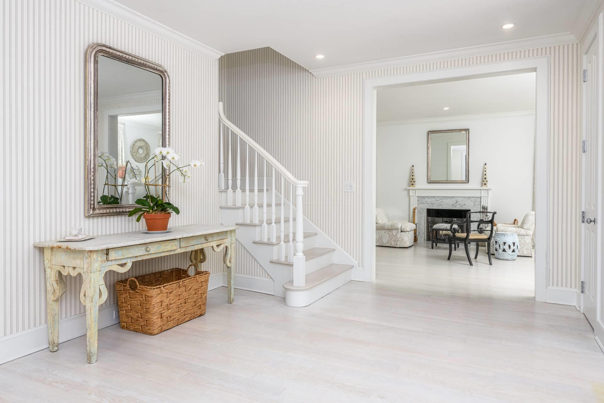 31 Fieldview Lane, East Hampton, NY 11937