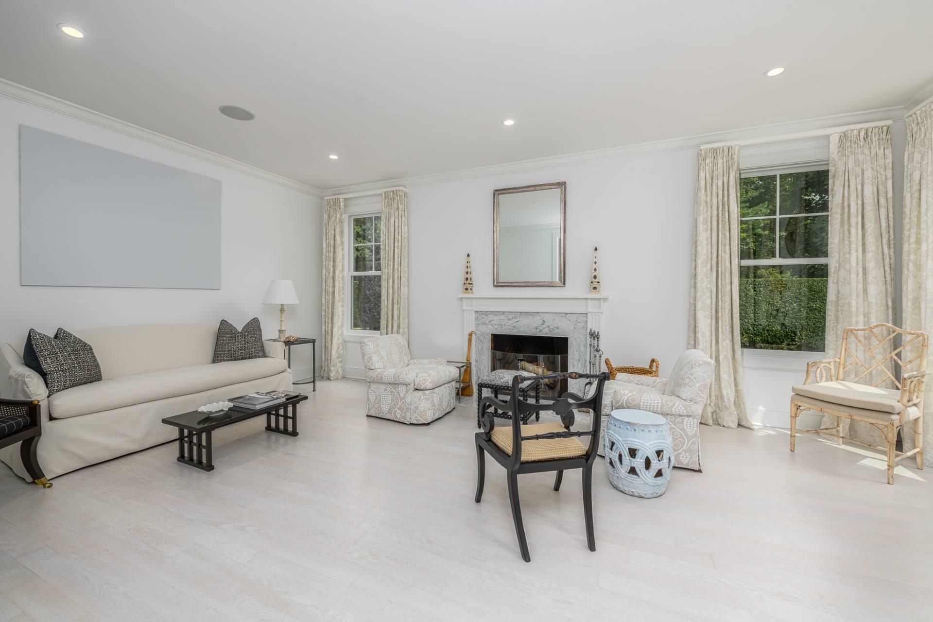 31 Fieldview Lane, East Hampton, NY 11937