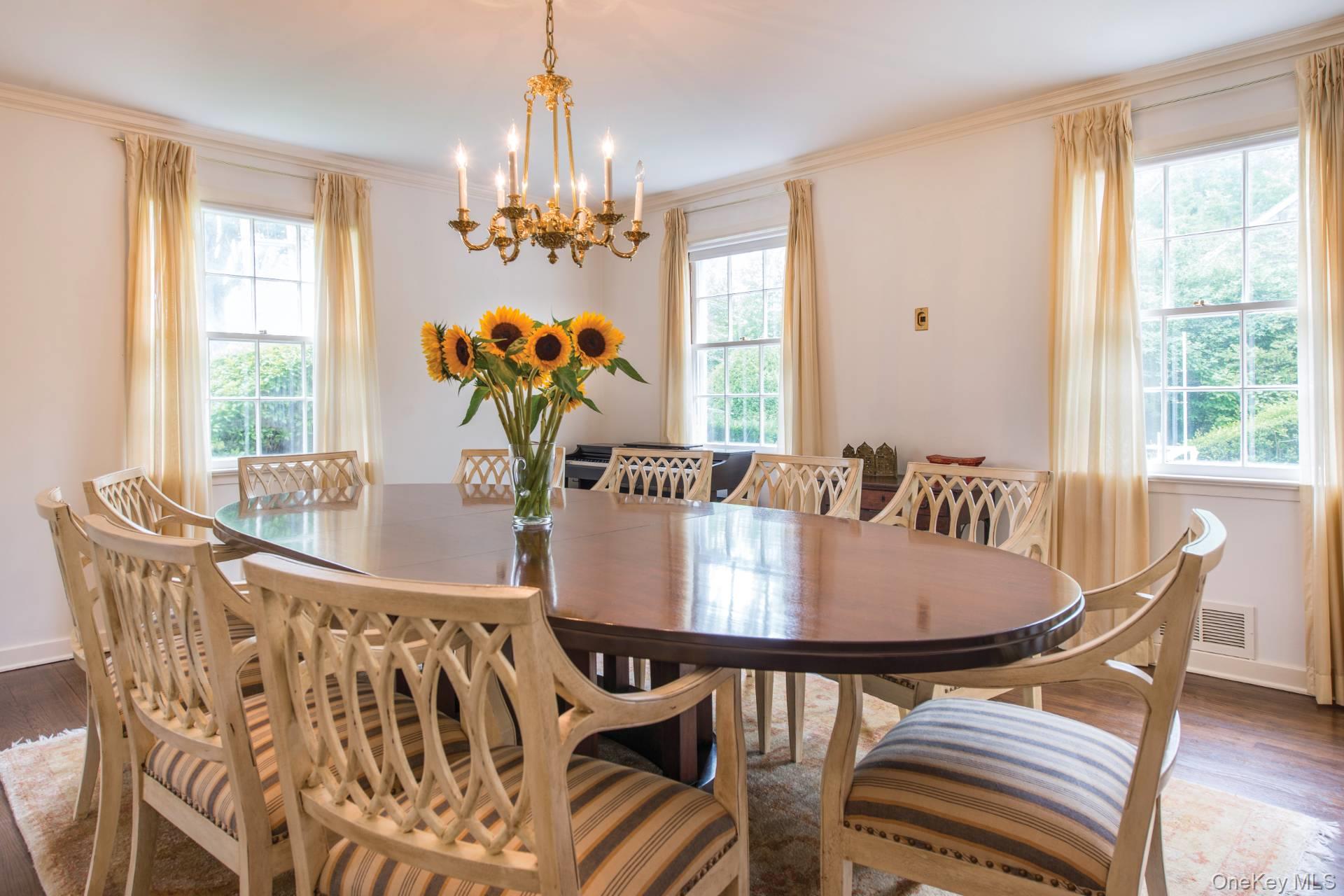 112 Egypt Lane, East Hampton, NY 11937