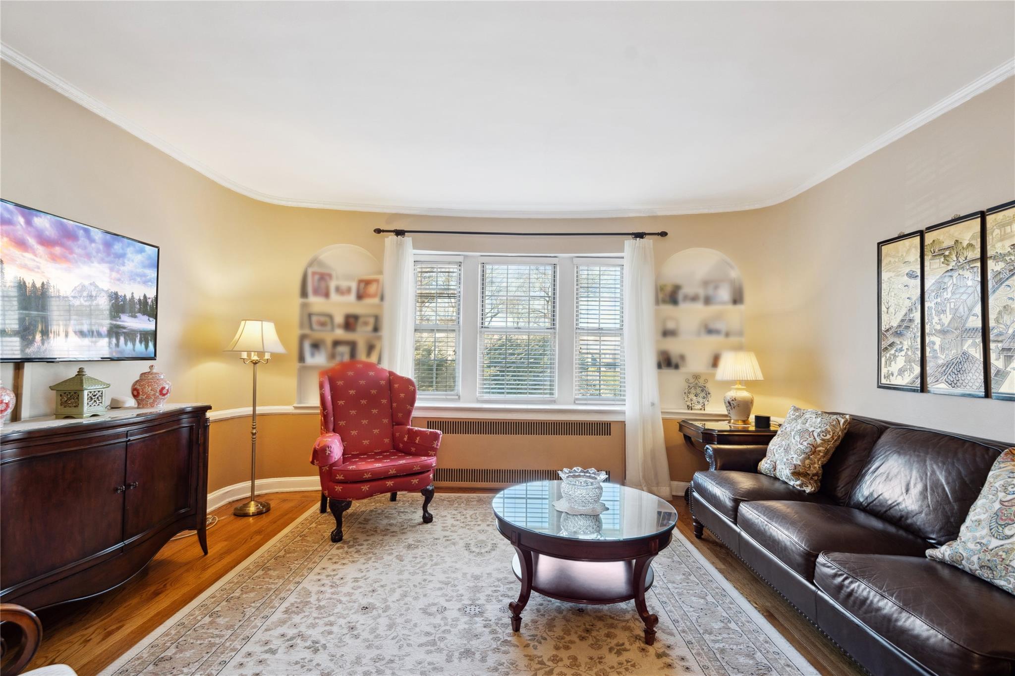22 Hamilton Place # G2, Garden City, NY 11530