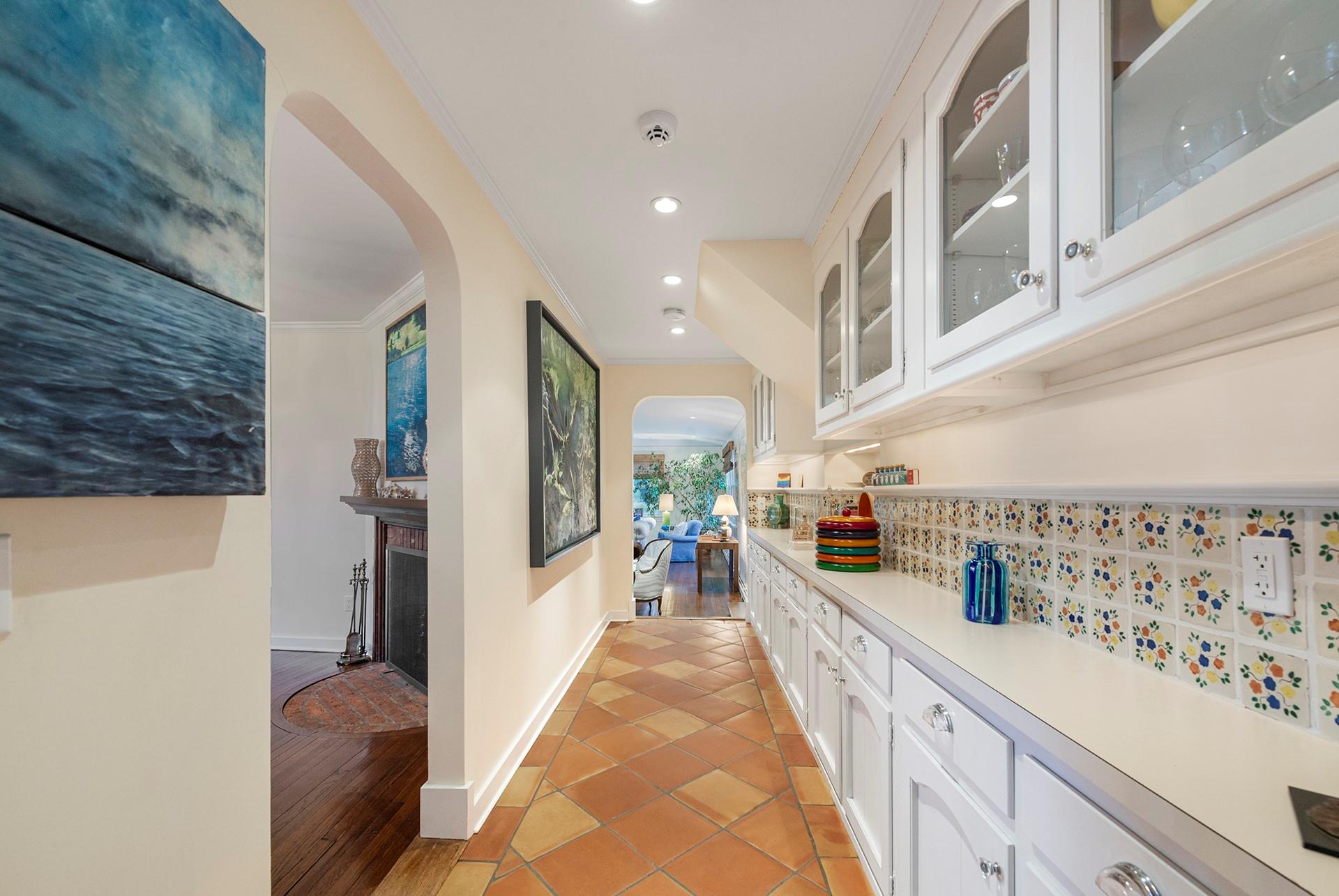 39 Homestead Road, Quiogue, NY 11978