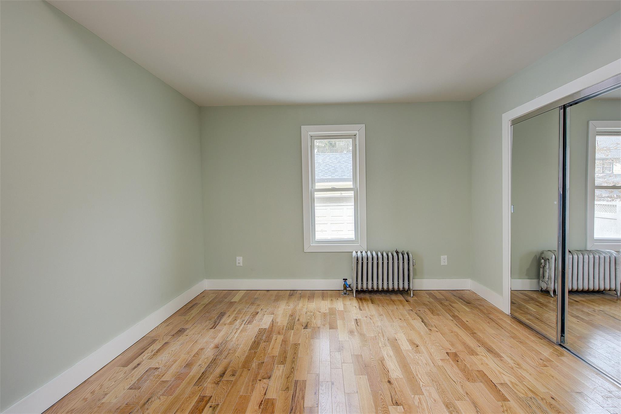 18849 Quencer Road, Saint Albans, NY 11412