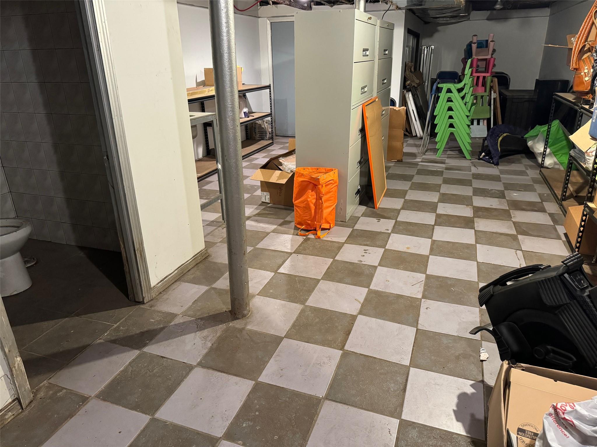 82-66 Austin Street # 1 FL+BSMT, Kew Gardens, NY 11415