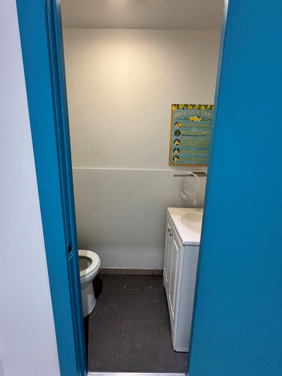 82-66 Austin Street # 1 FL+BSMT, Kew Gardens, NY 11415