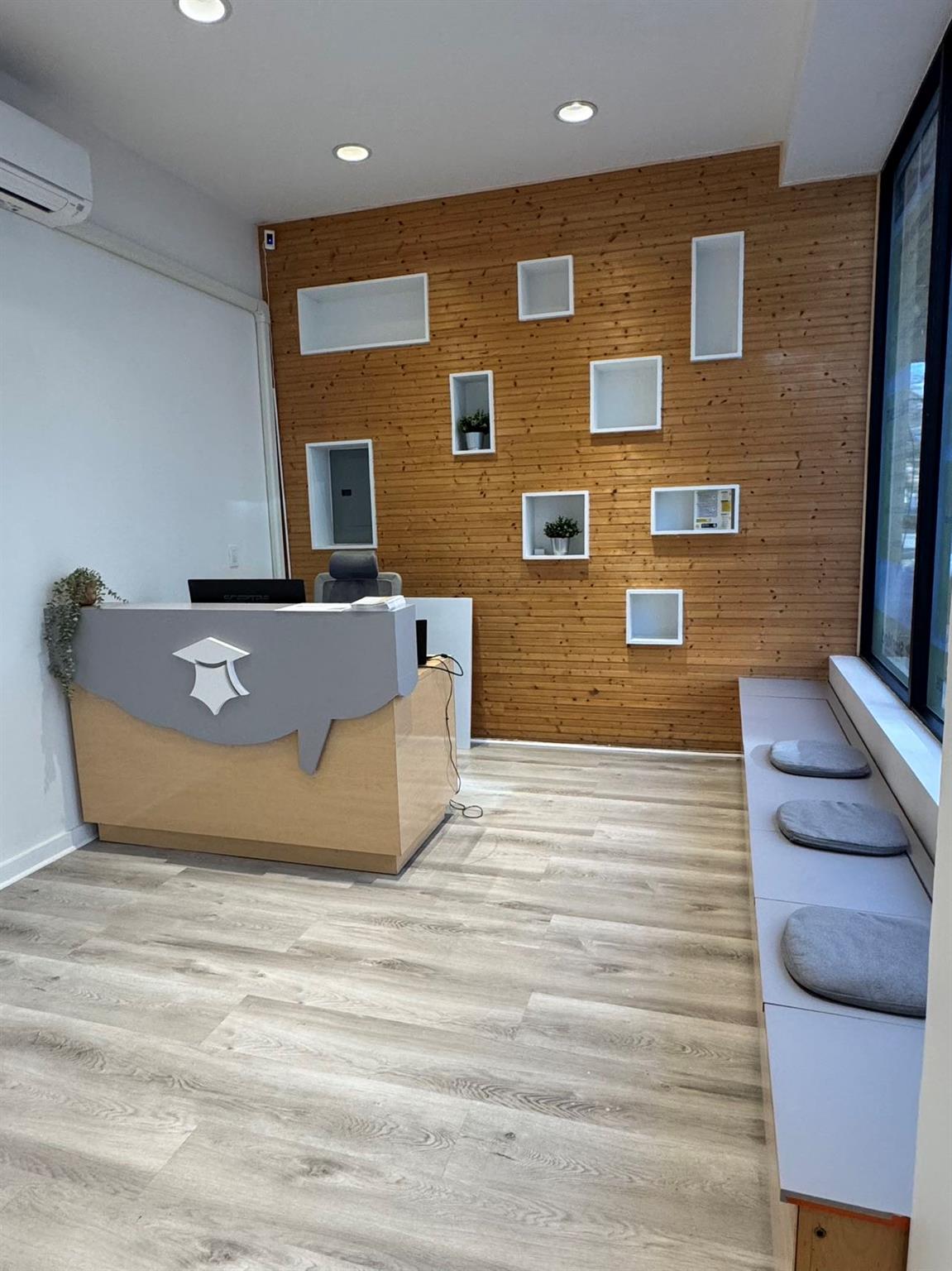 82-66 Austin Street # 1 FL+BSMT, Kew Gardens, NY 11415