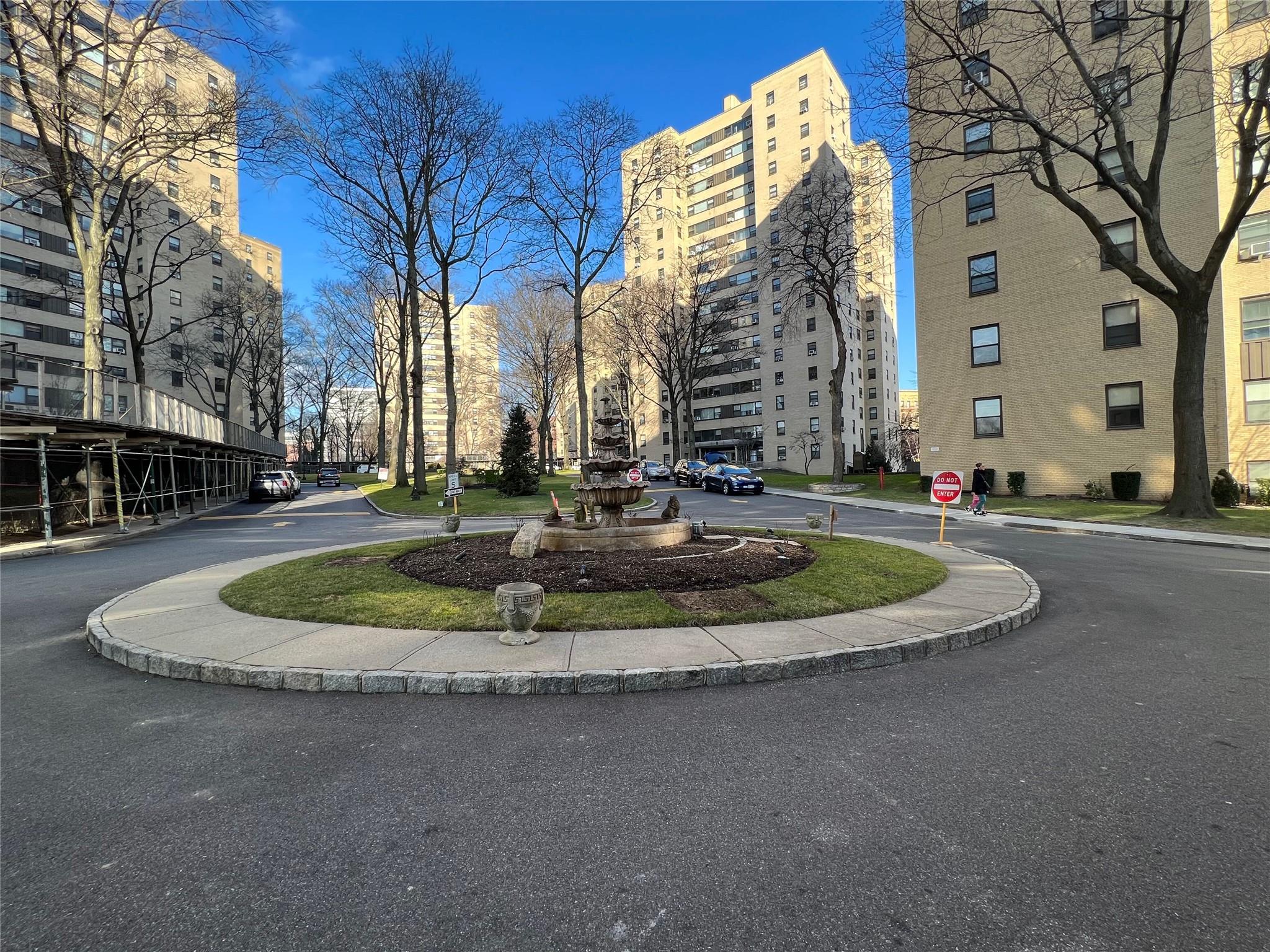 1 Fordham Hill Oval # 10E, Bronx, NY 10468