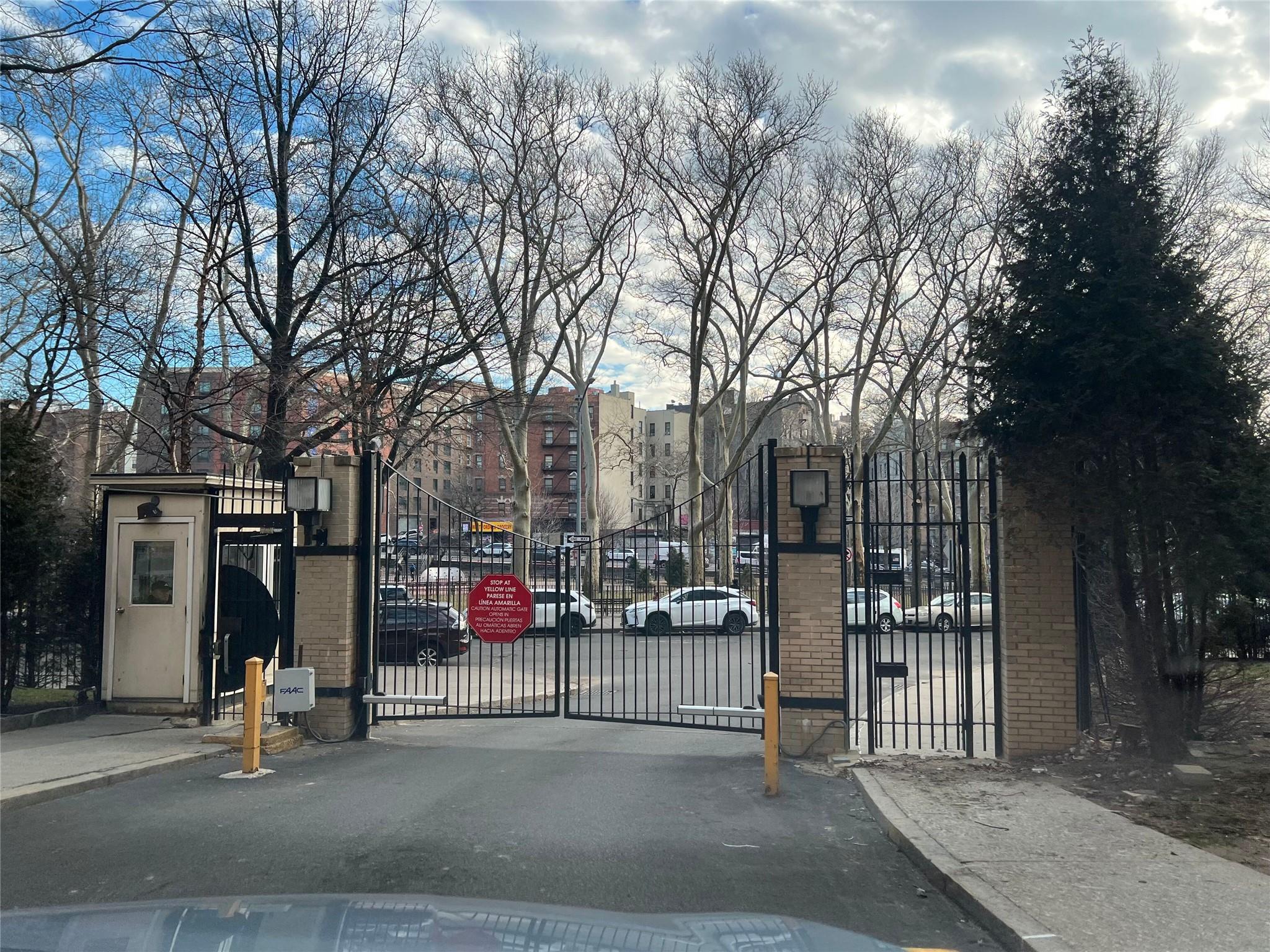 1 Fordham Hill Oval # 10E, Bronx, NY 10468