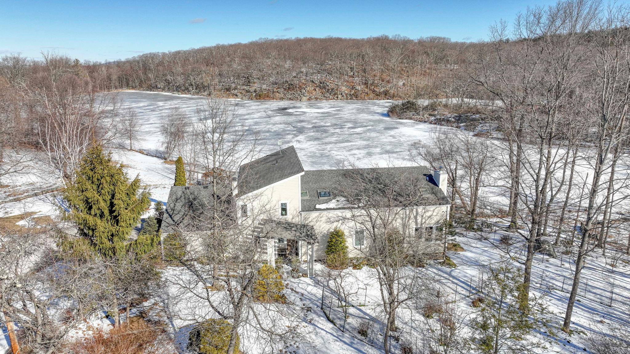 444 Bramertown Road, Tuxedo Park, NY 10987