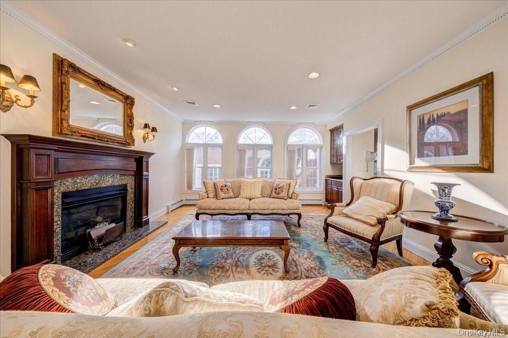 3 Bristol Drive, Middletown, NY 10941