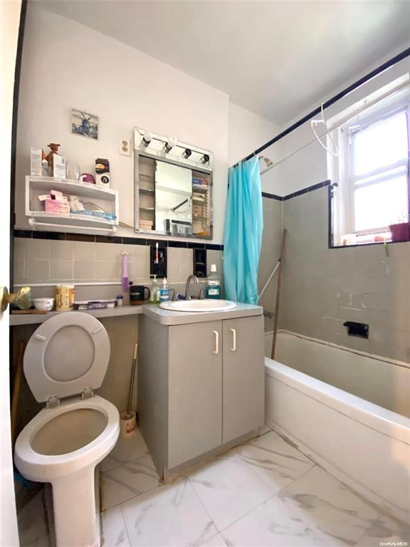 26-15 Parsons Boulevard # 1C, Flushing, NY 11354