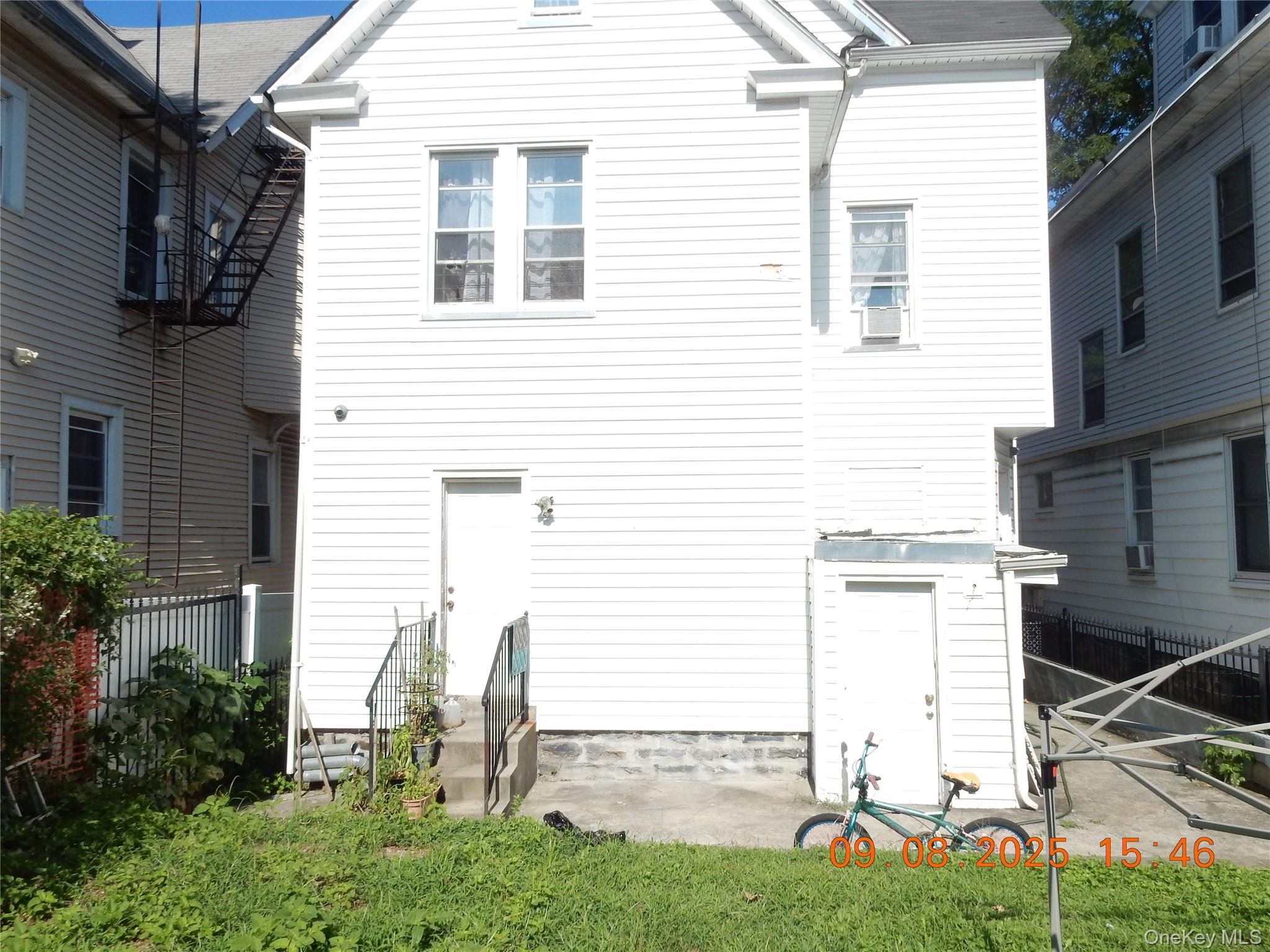 342 S 2nd Avenue, Mount Vernon, NY 10550
