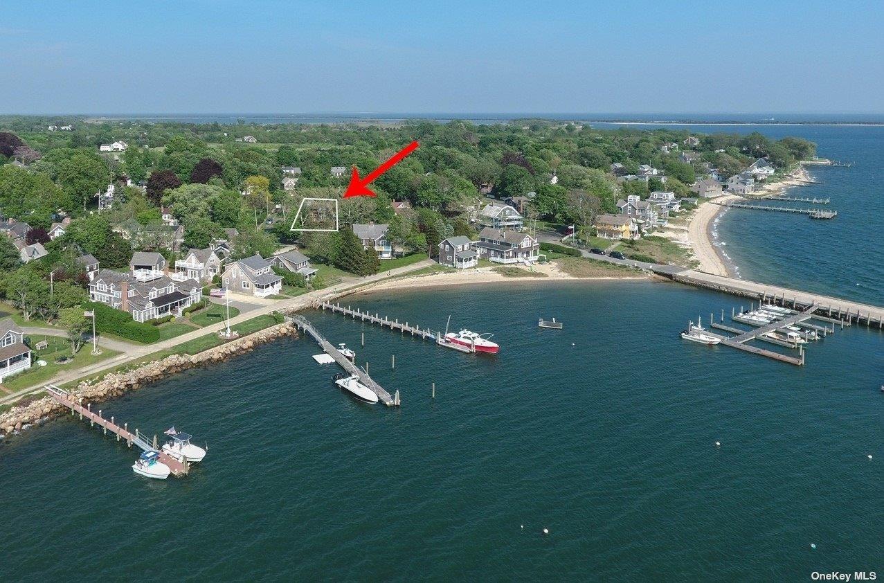 1855 Village Lane, Orient, NY 11957