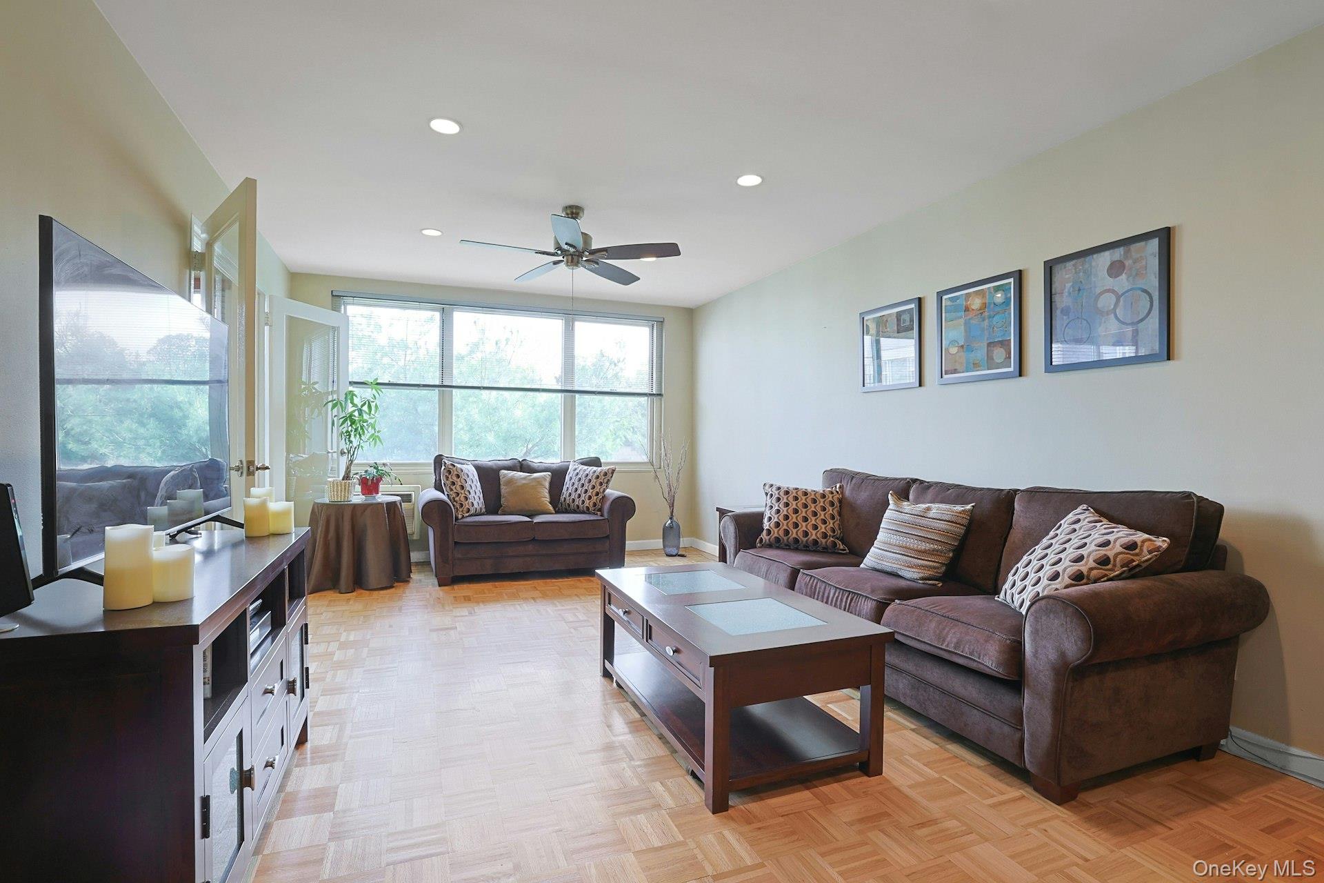 12 Old Mamaroneck Road # 7k, White Plains, NY 10605