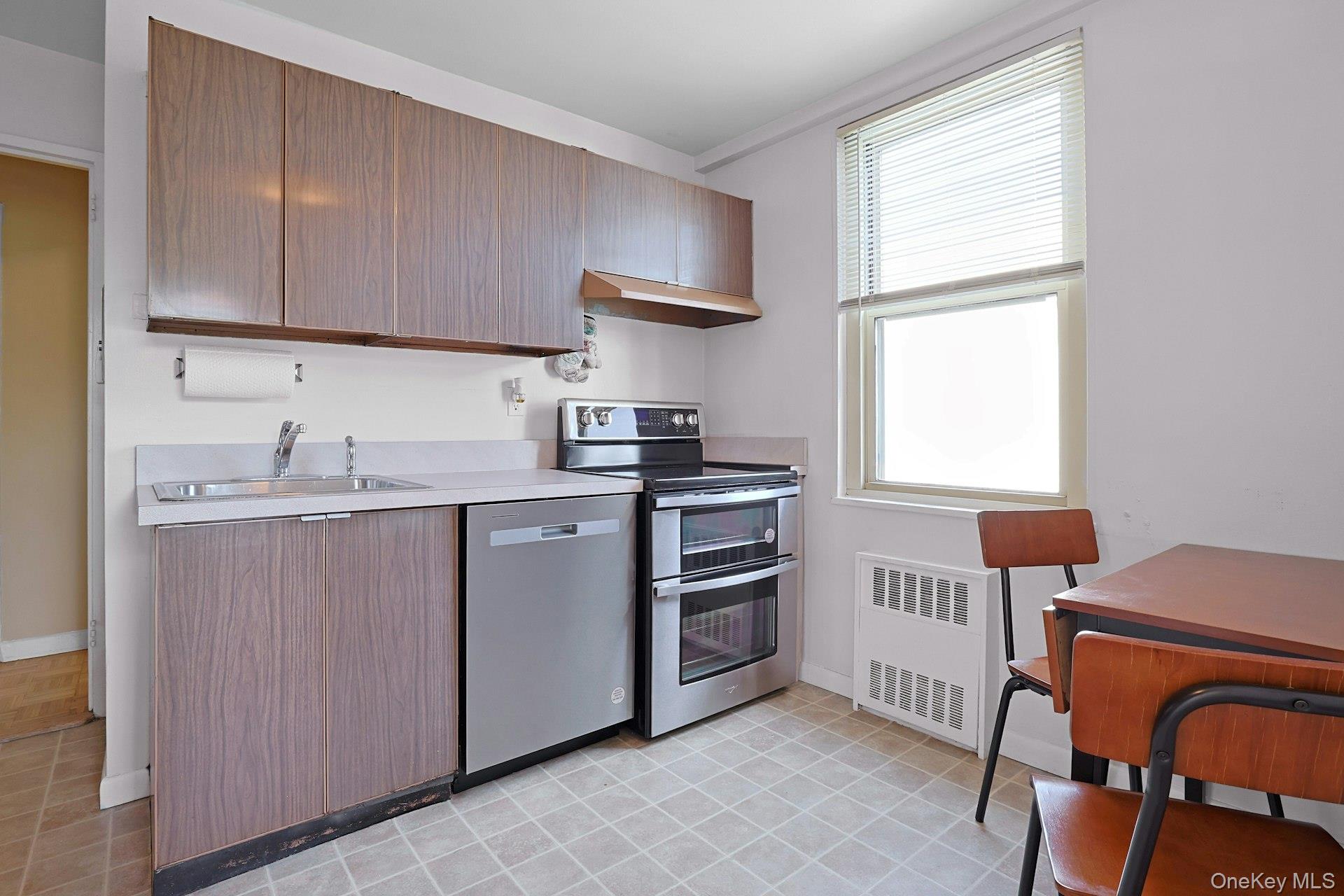 12 Old Mamaroneck Road # 7k, White Plains, NY 10605