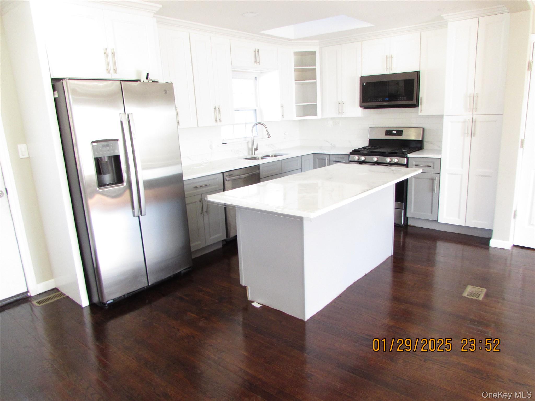 156 Candlewood Drive, Yonkers, NY 10710