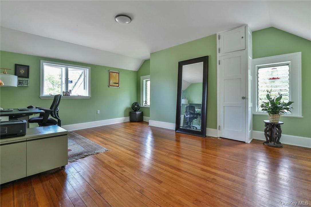 23 Maple Road, Cornwall On Hudson, NY 12520