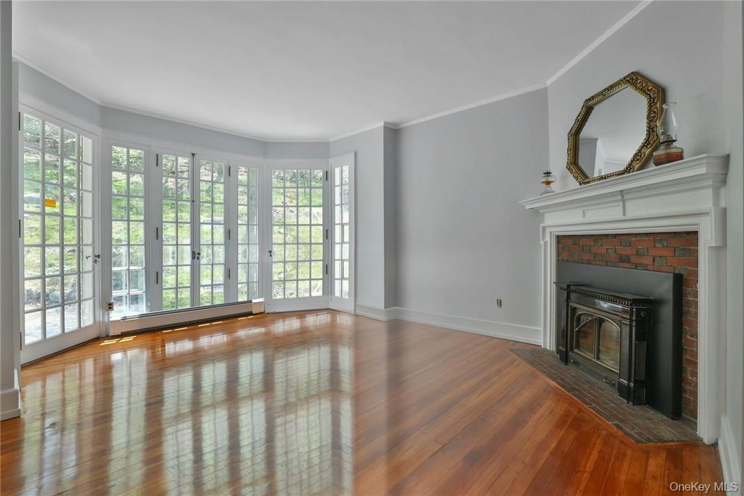 23 Maple Road, Cornwall On Hudson, NY 12520