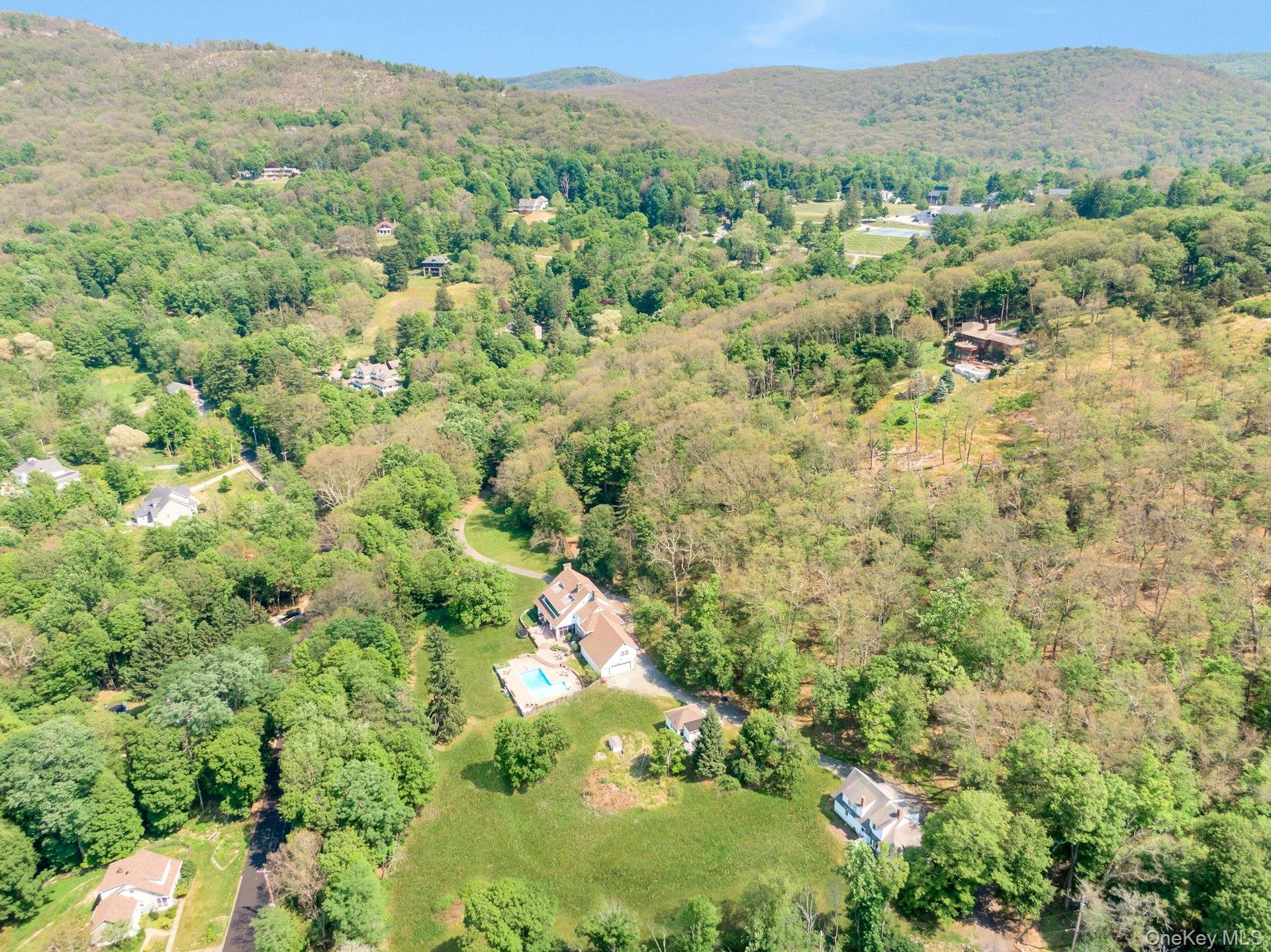 23 Maple Road, Cornwall On Hudson, NY 12520