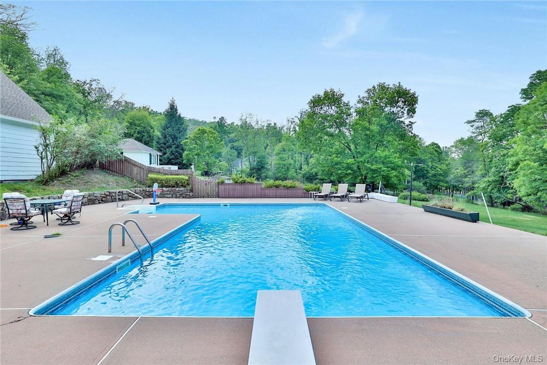 23 Maple Road, Cornwall On Hudson, NY 12520