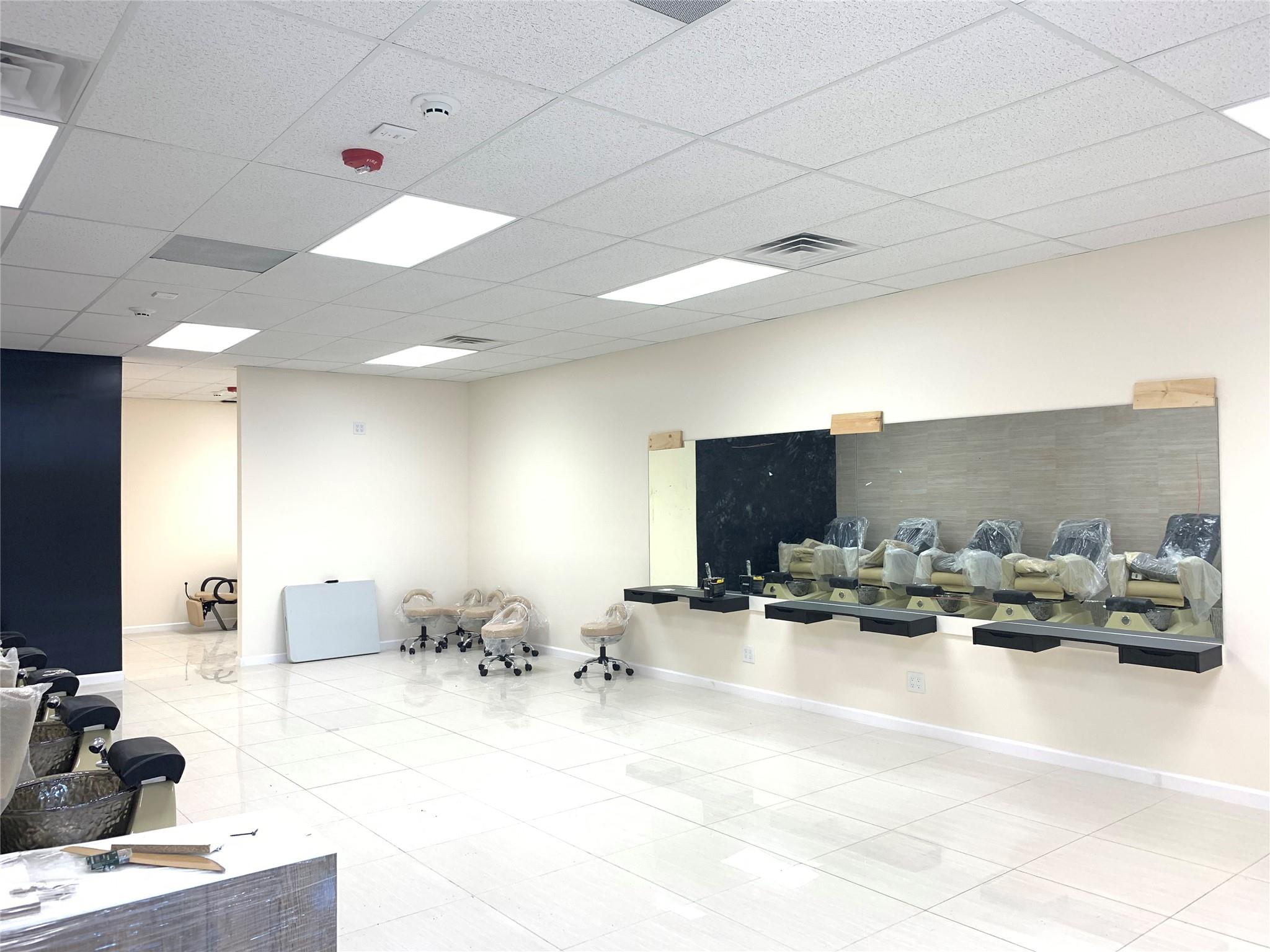 470-472 Westbury Avenue, Carle Place, NY 11514