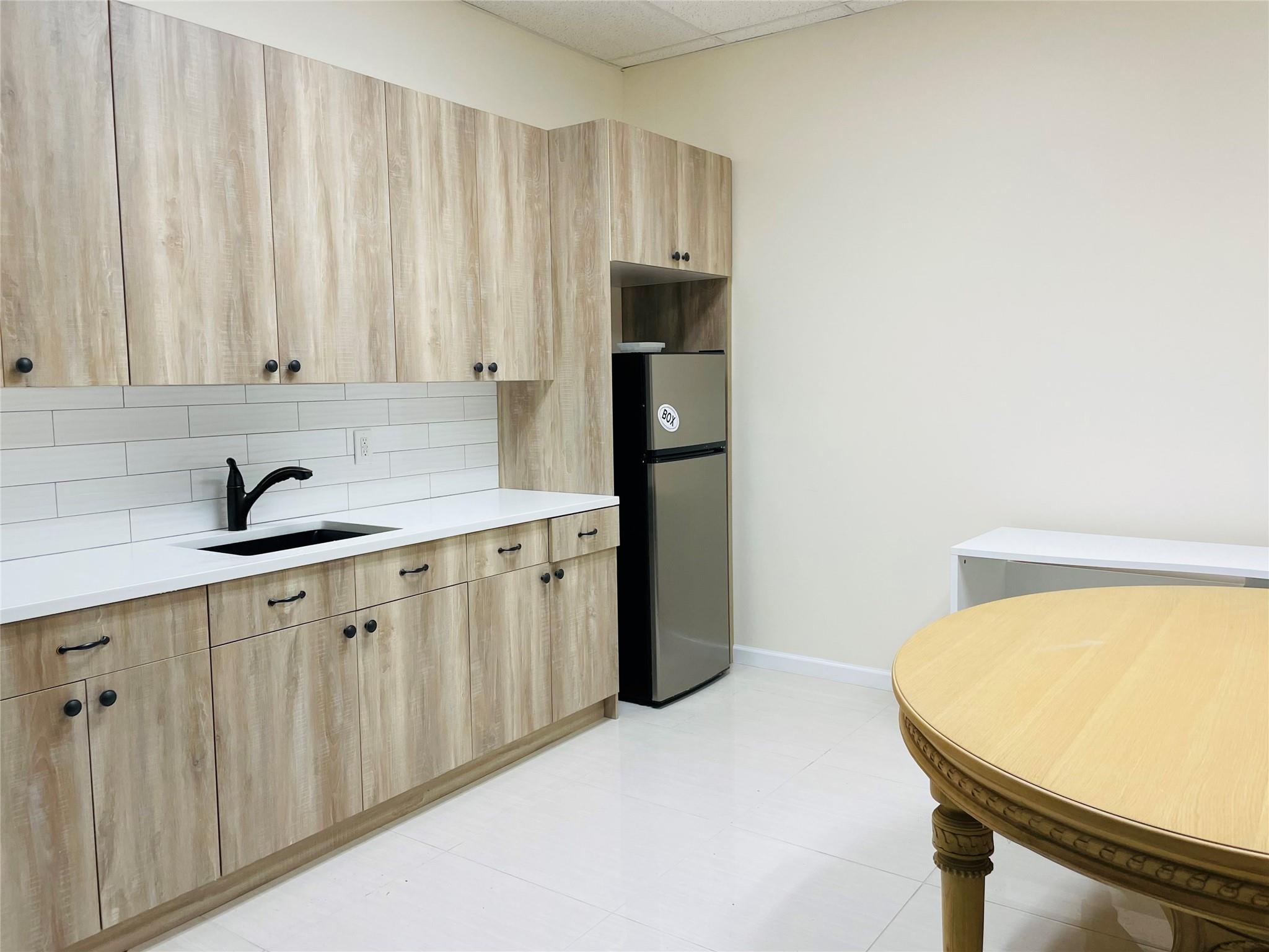 470-472 Westbury Avenue, Carle Place, NY 11514