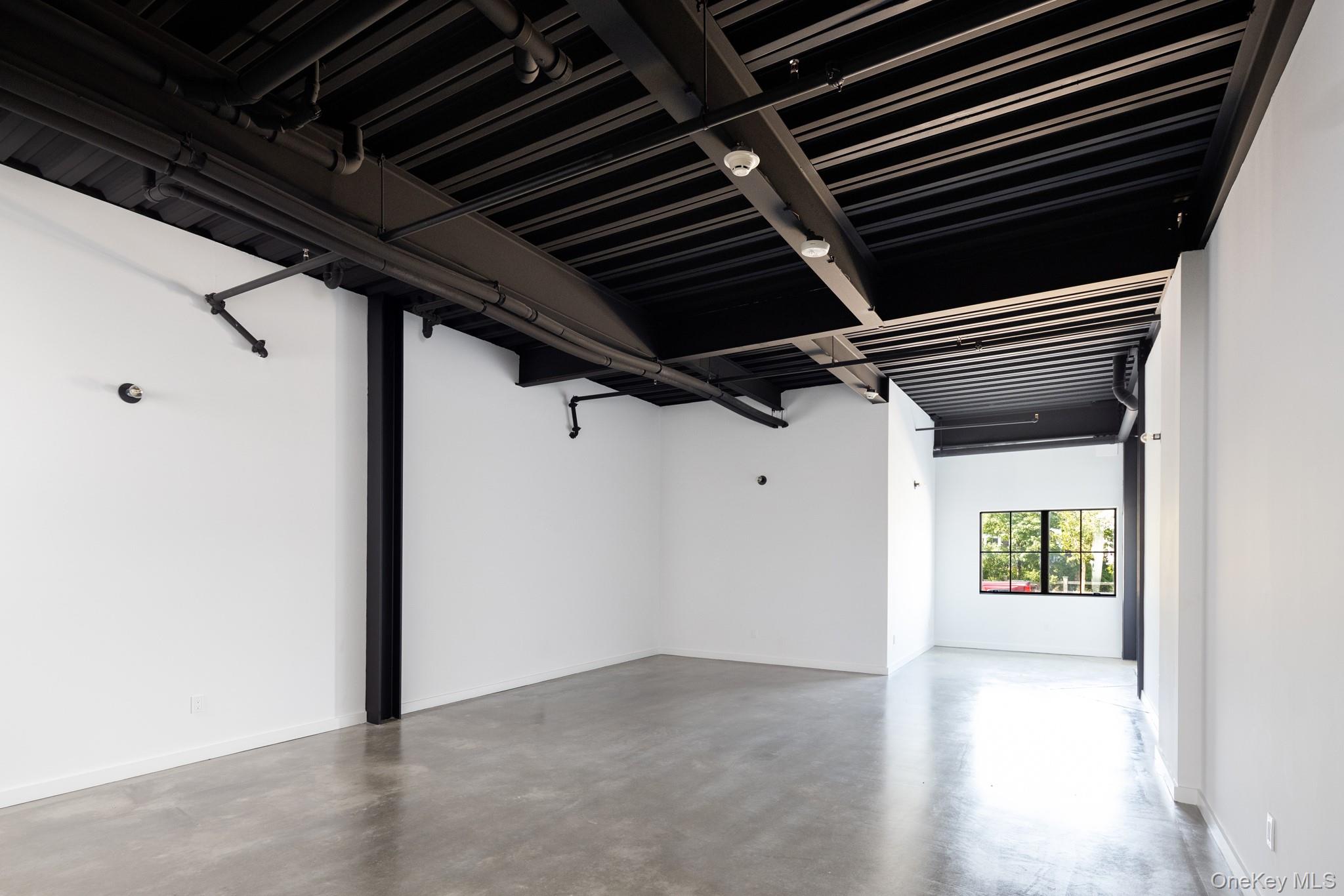 123 Sterling Avenue # 8, Greenport, NY 11944