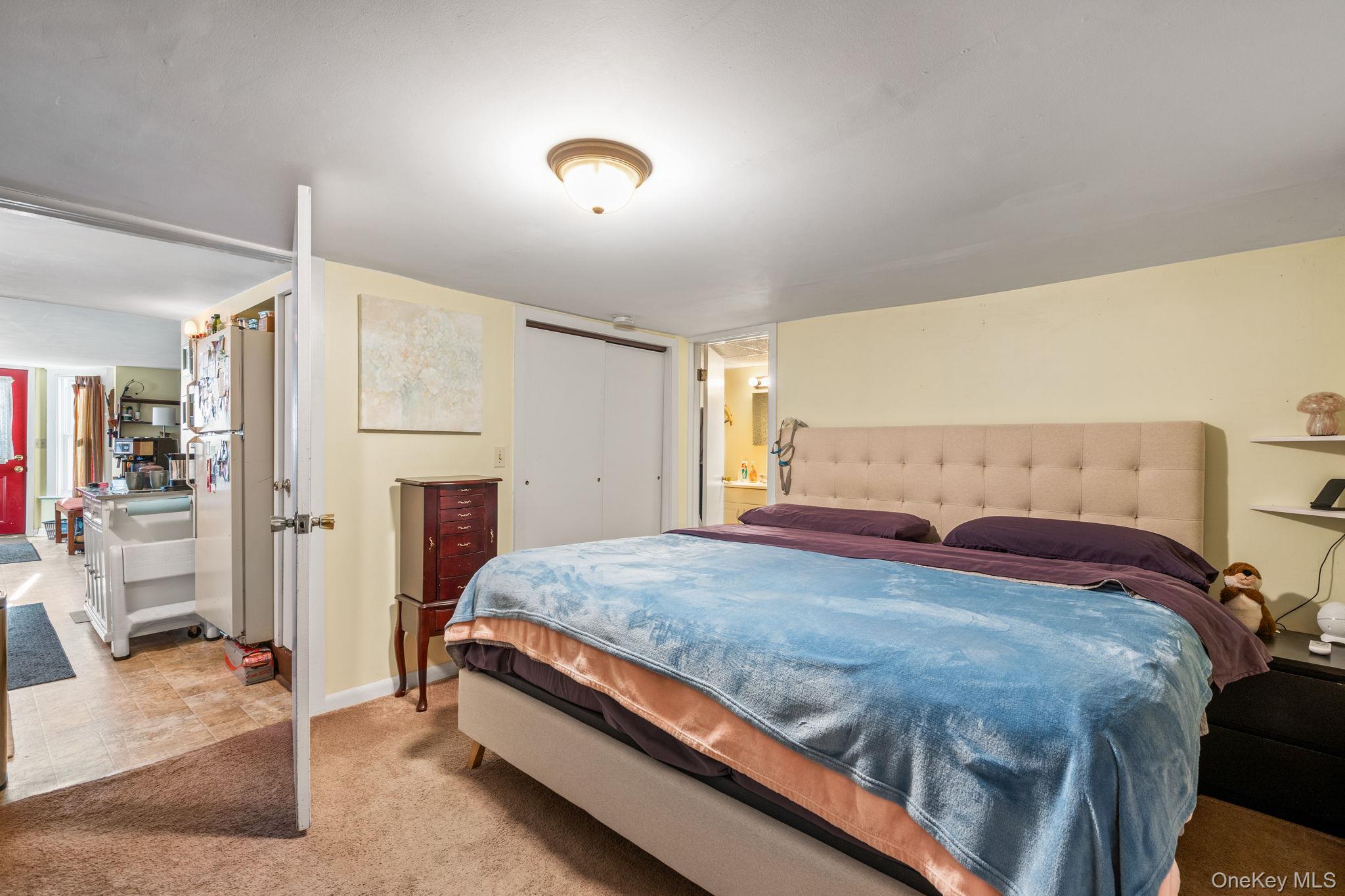 69 Lippincott Road, Wallkill, NY 12589