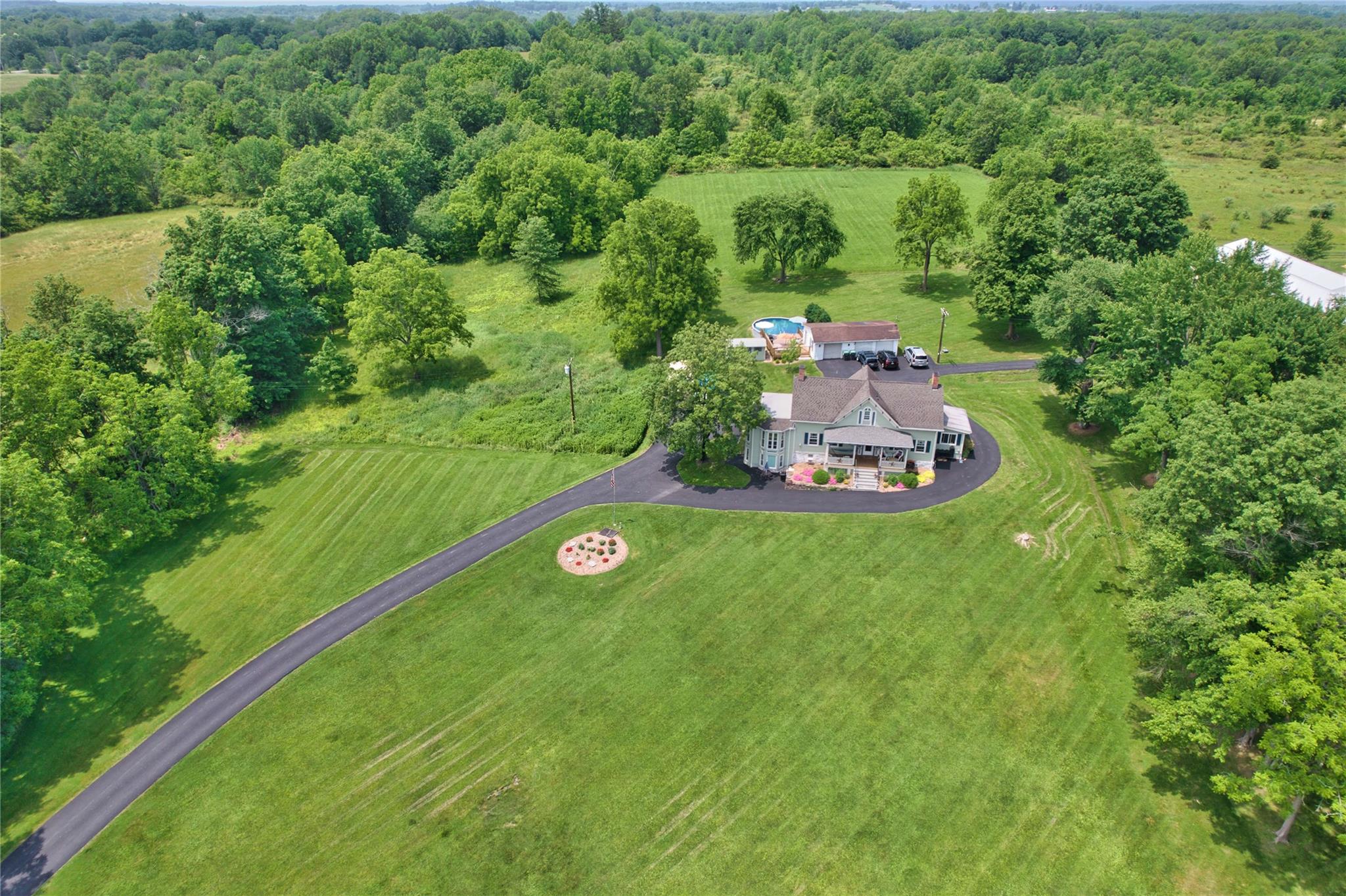 69 Lippincott Road, Wallkill, NY 12589