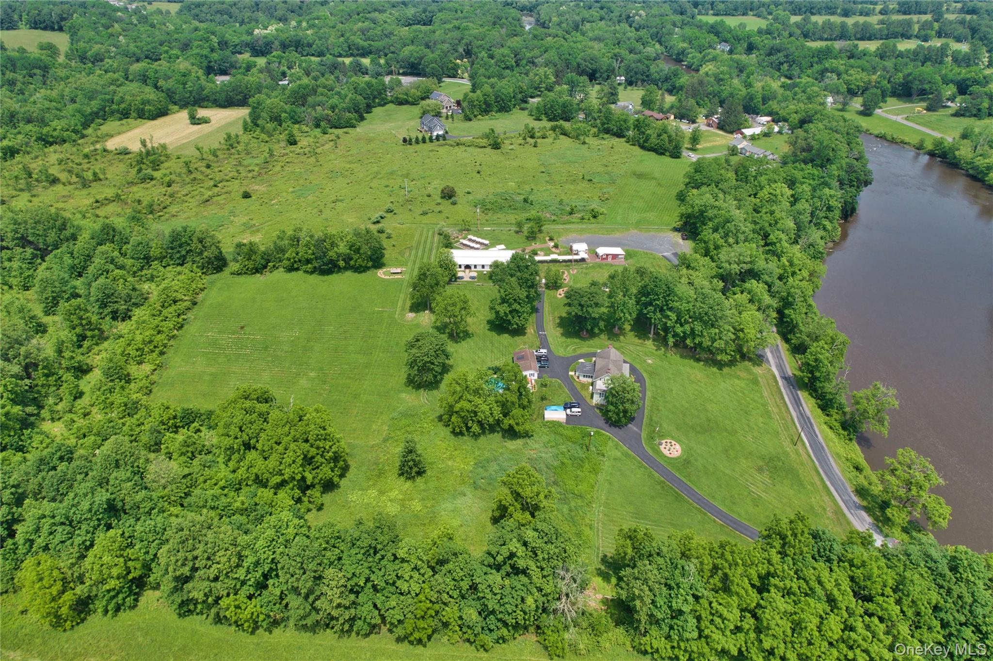 71 Lippincott Road, Wallkill, NY 12589