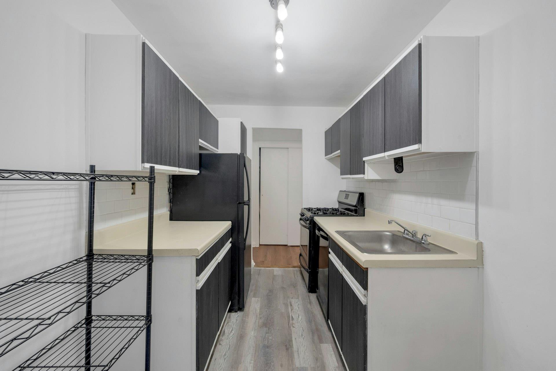 43 Bronx River Road # 7B, Yonkers, NY 10704