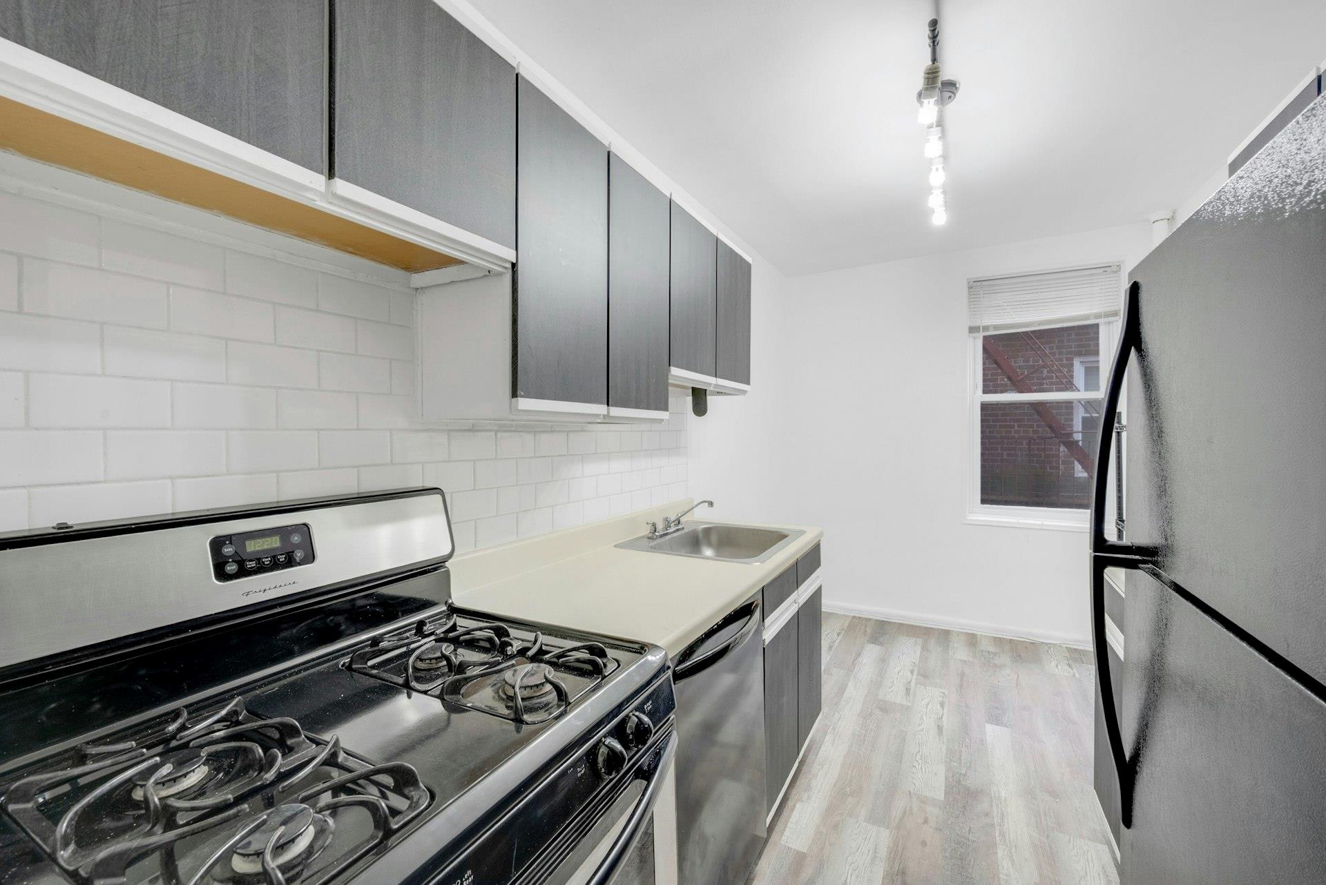 43 Bronx River Road # 7B, Yonkers, NY 10704