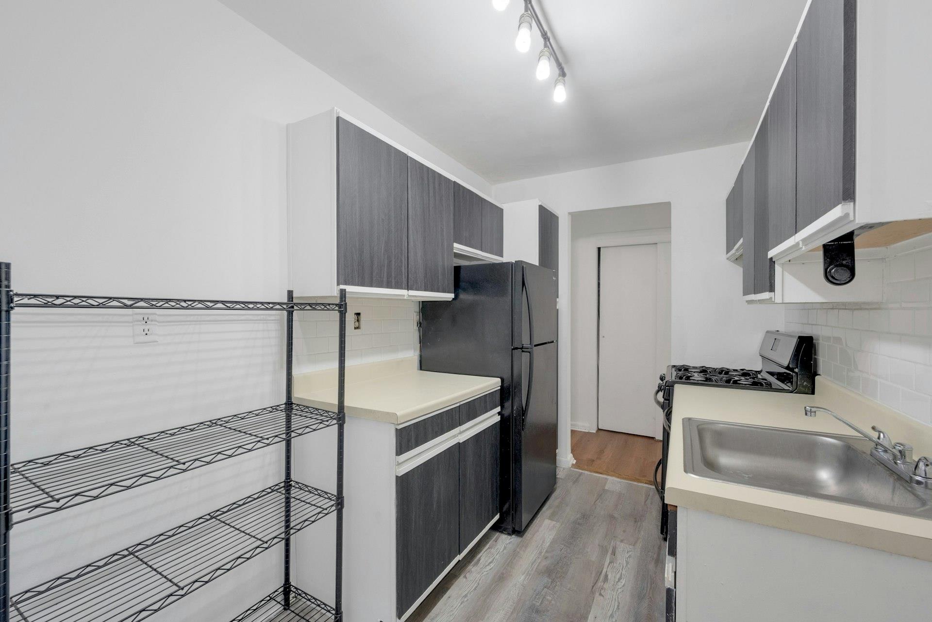 43 Bronx River Road # 7B, Yonkers, NY 10704