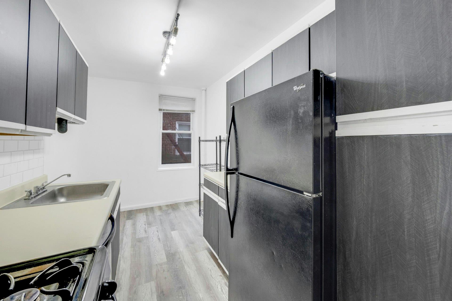 43 Bronx River Road # 7B, Yonkers, NY 10704