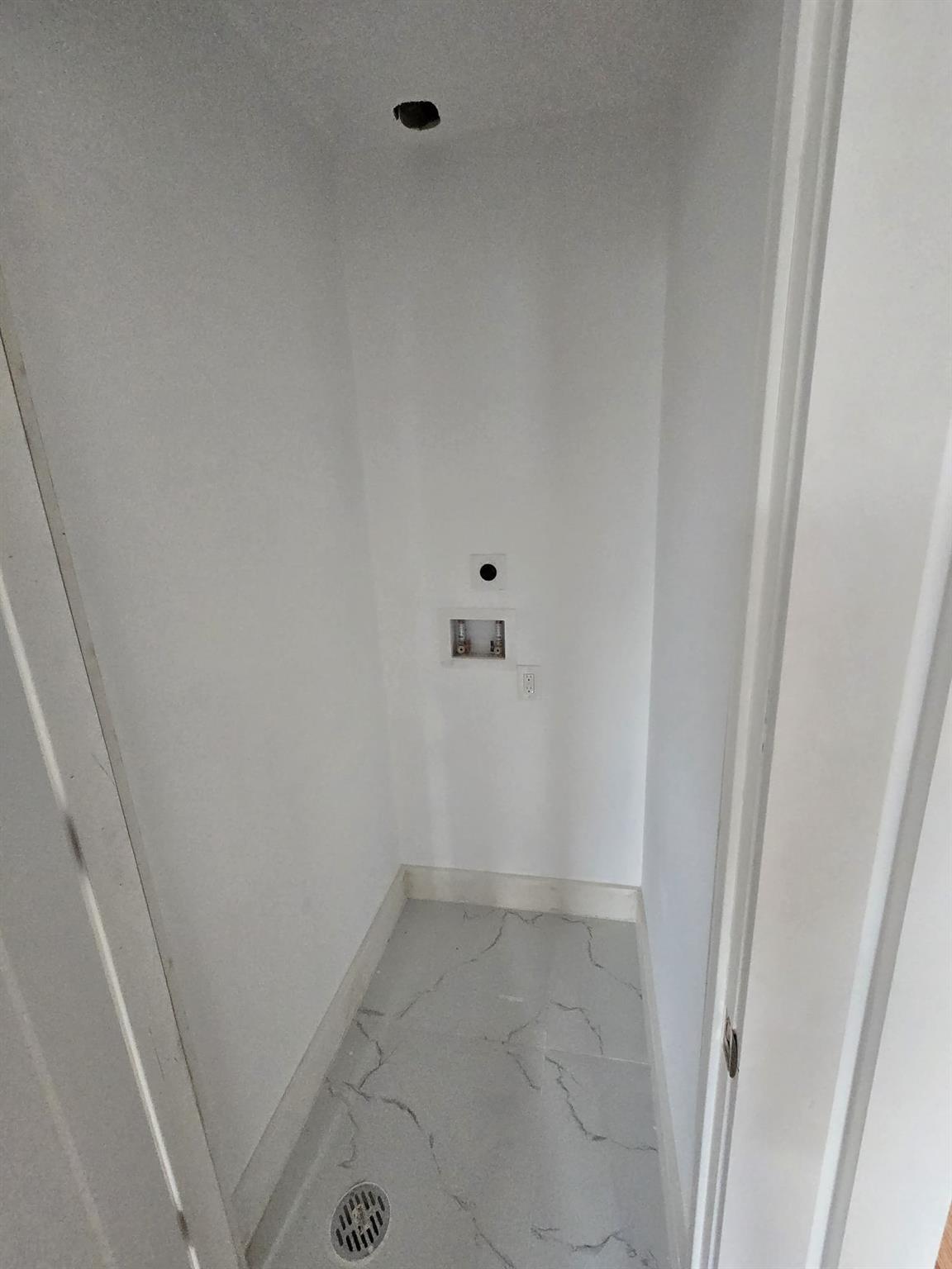 451 Beach 46 Street, Far Rockaway, NY 11691