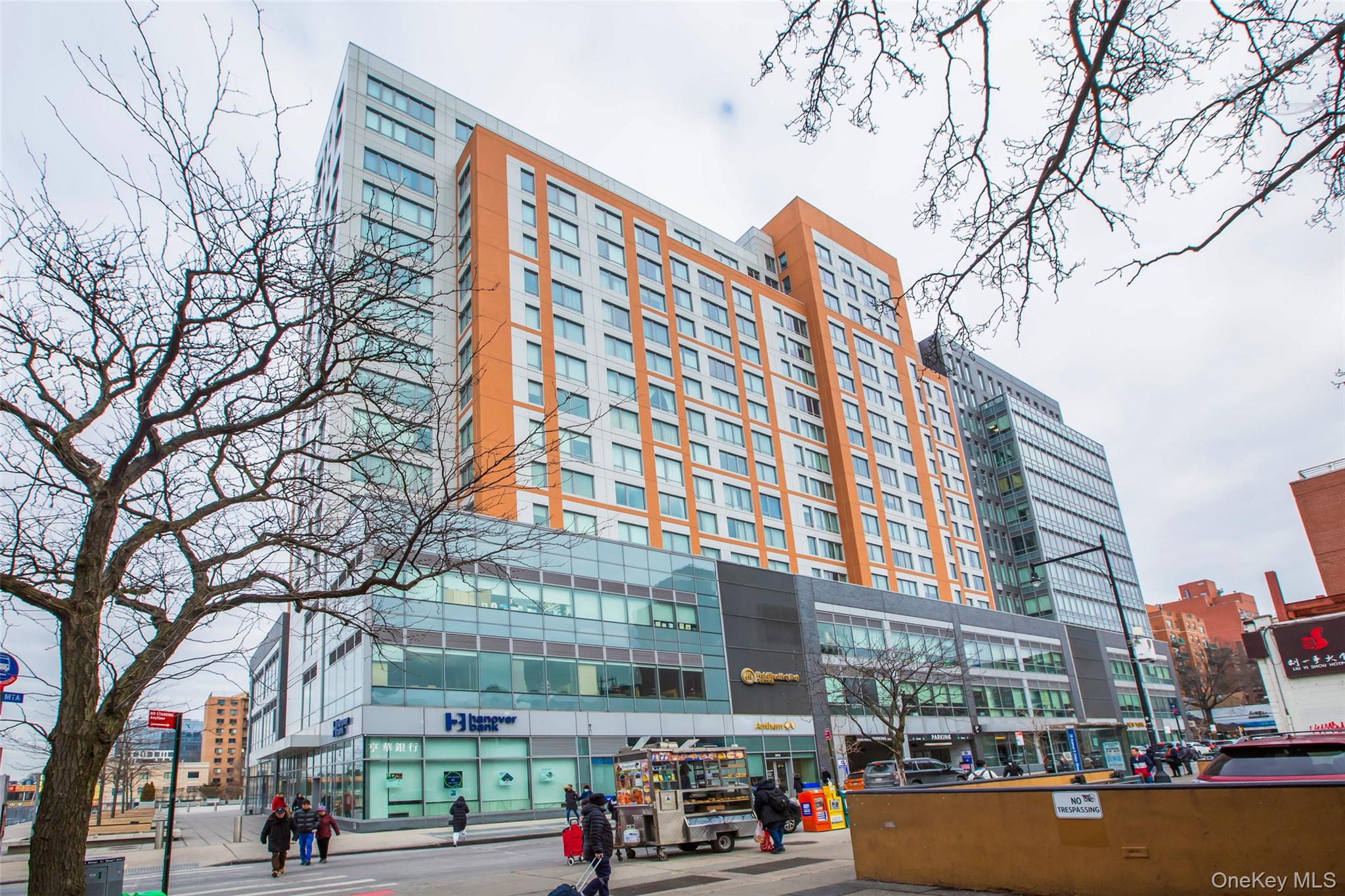 138-35 39th Avenue # 17H, Flushing, NY 11354