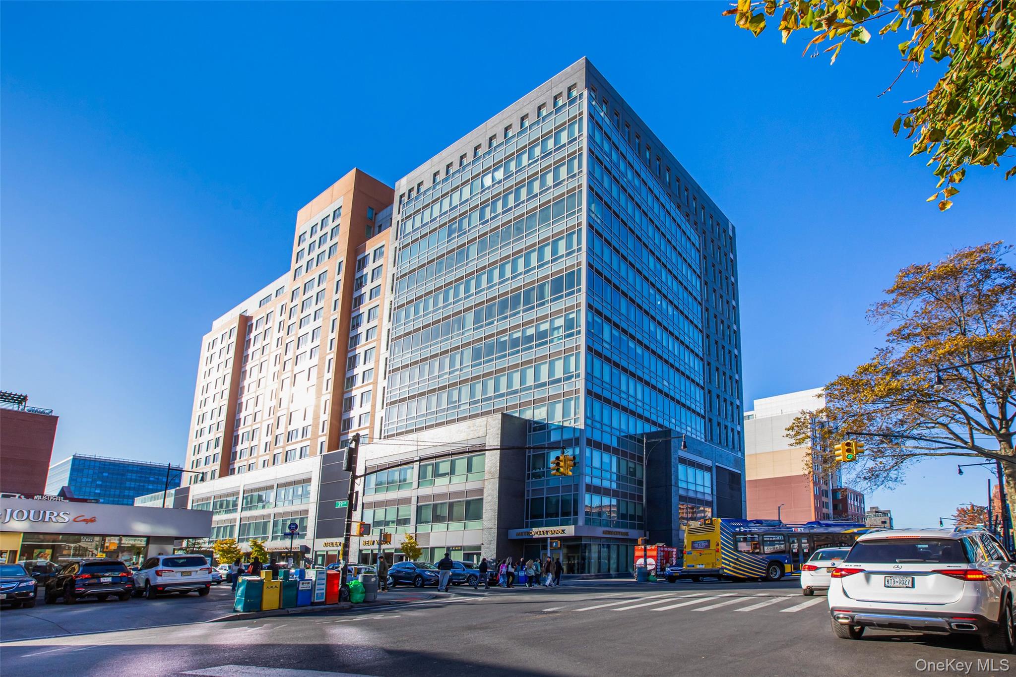 138-35 39th Avenue # 17H, Flushing, NY 11354