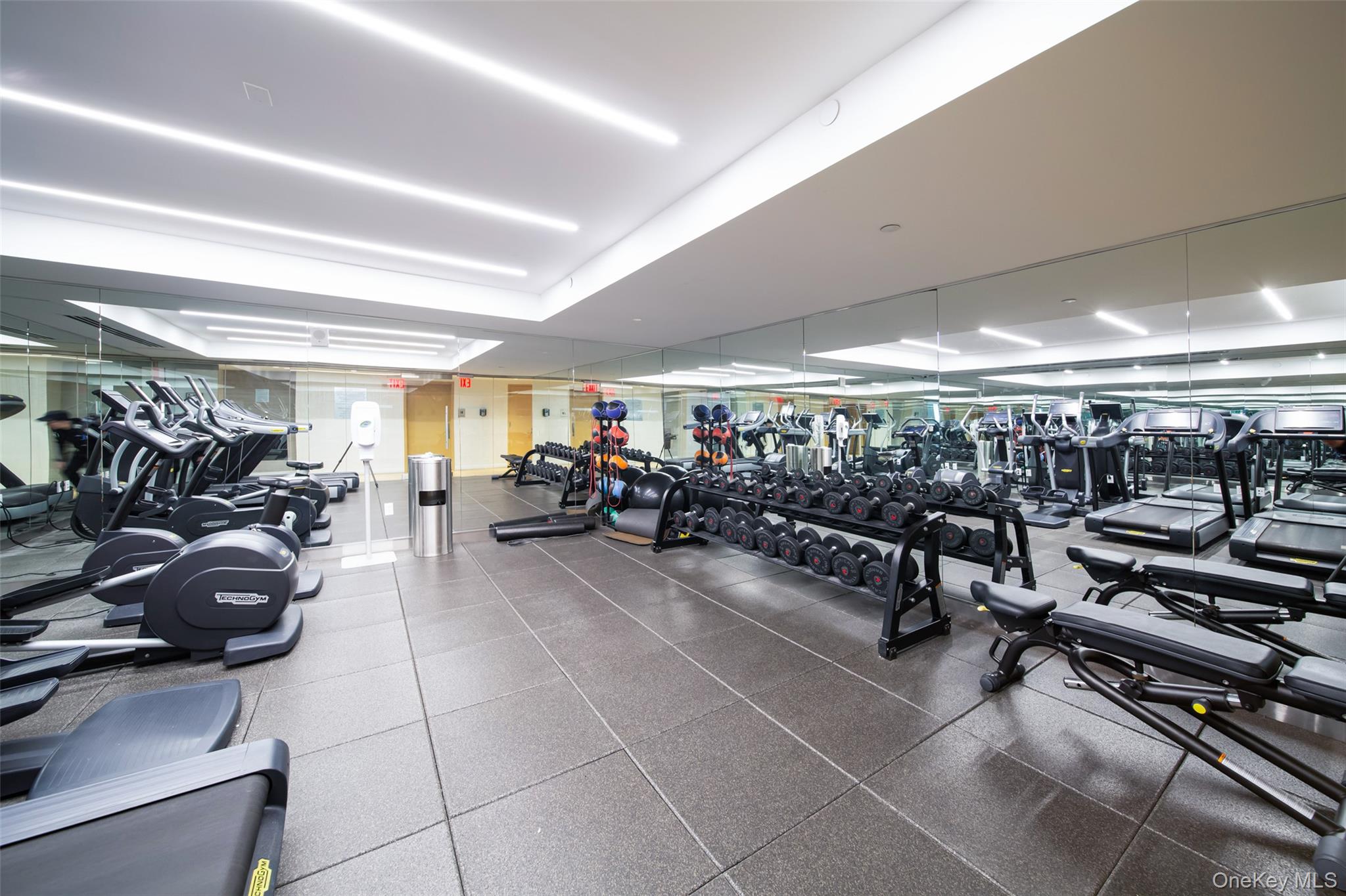 138-35 39th Avenue # 17H, Flushing, NY 11354