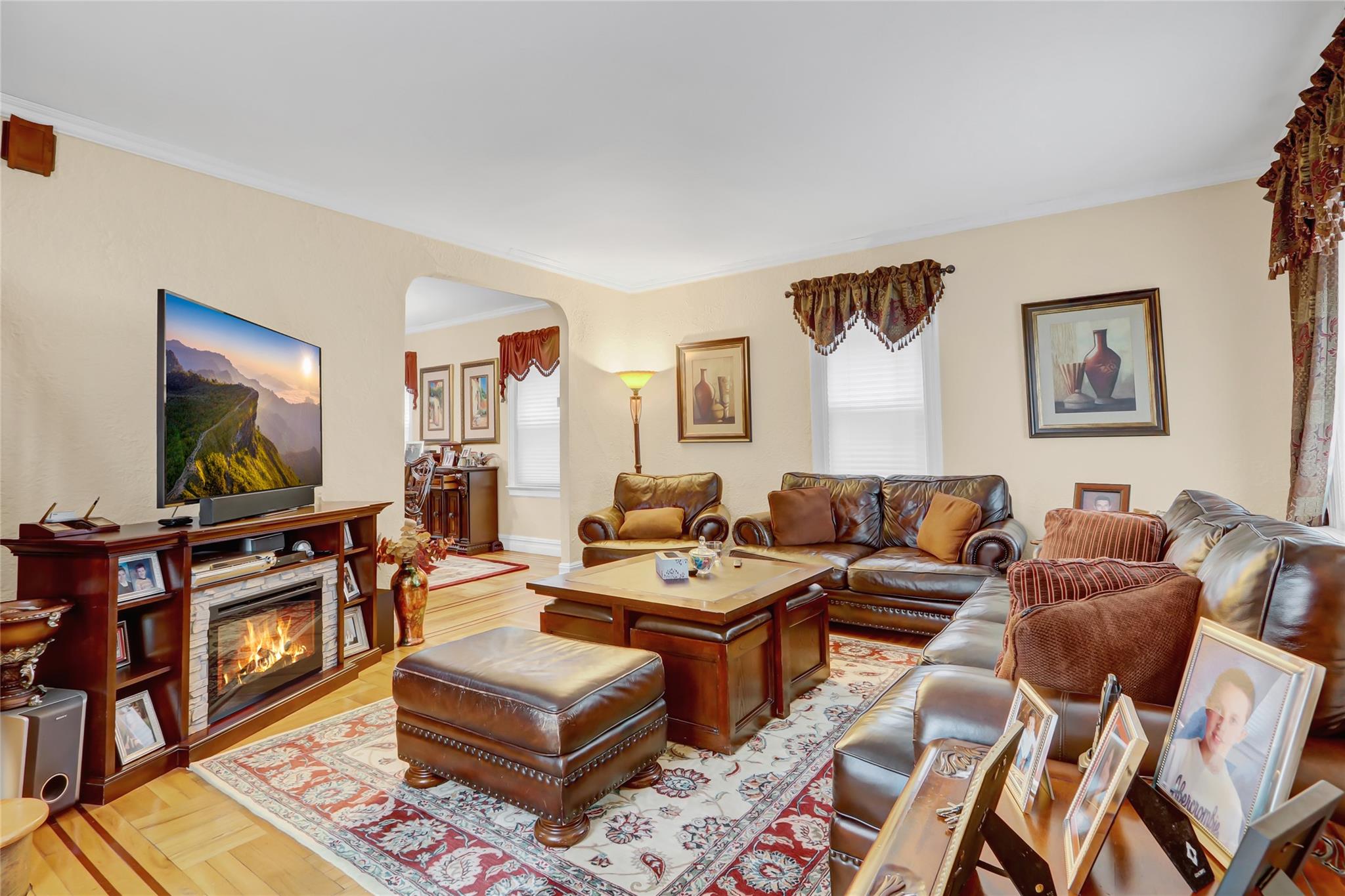 2445 Yates Avenue, Bronx, NY 10469