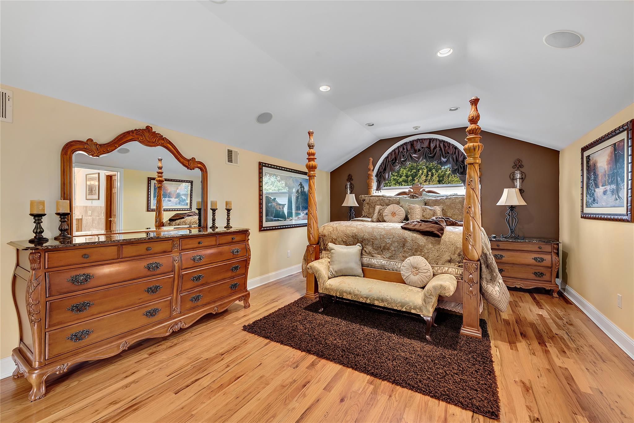 2 Dorchester Drive, Yonkers, NY 10710