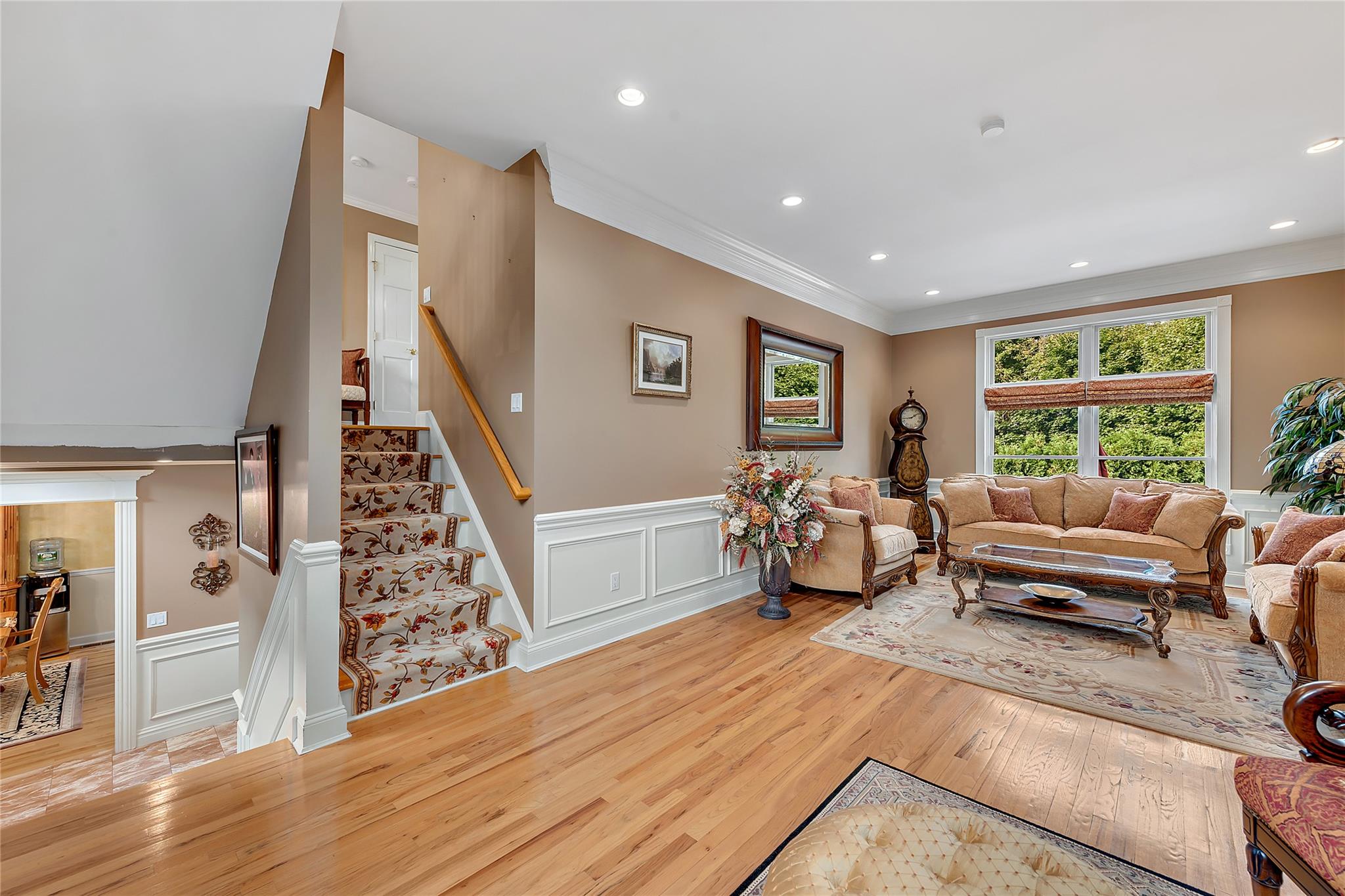 2 Dorchester Drive, Yonkers, NY 10710