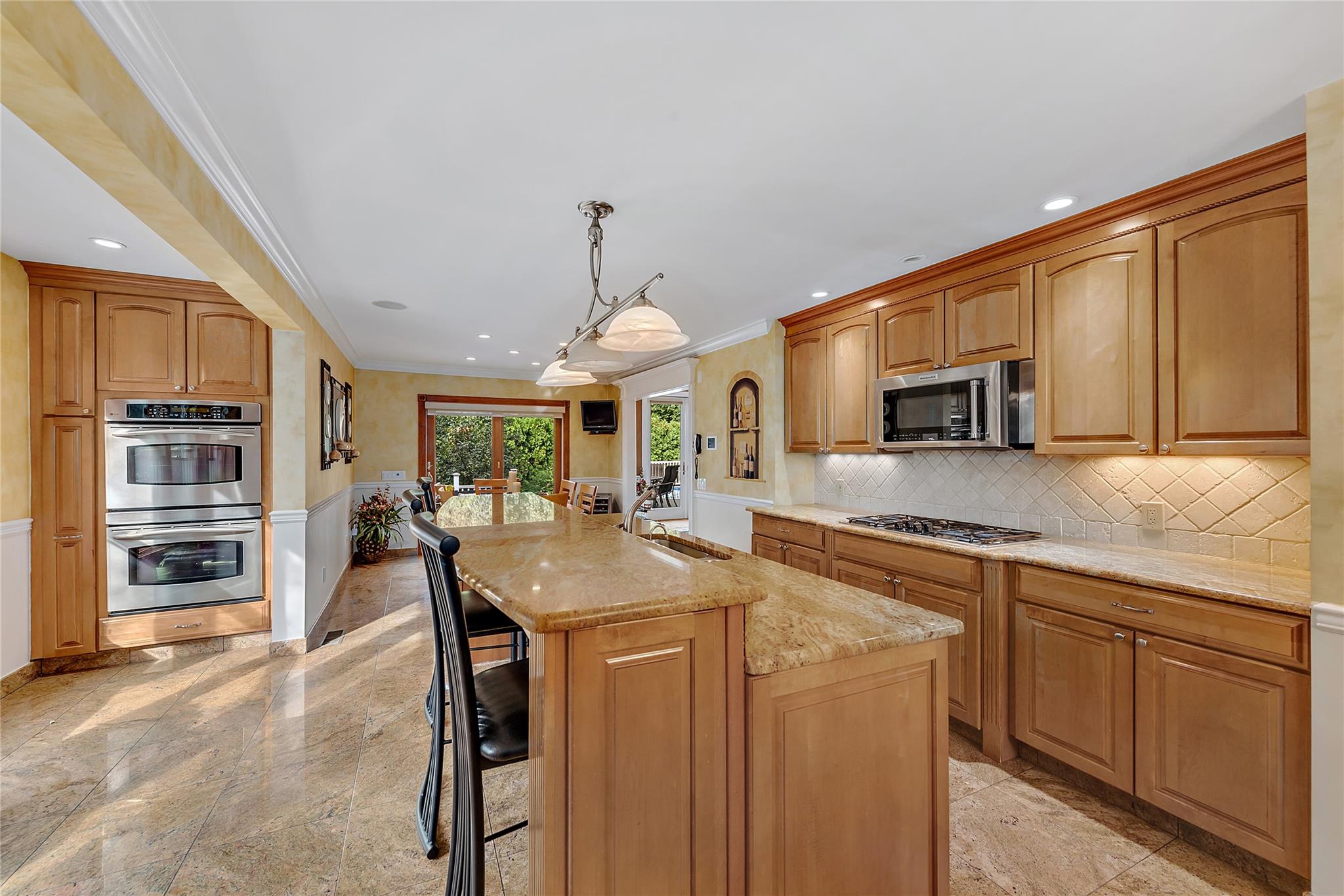 2 Dorchester Drive, Yonkers, NY 10710