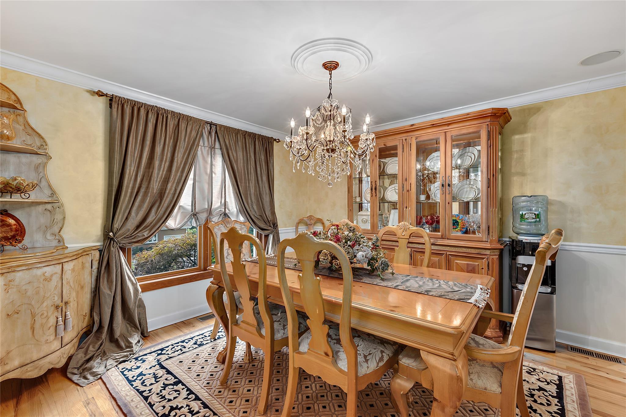 2 Dorchester Drive, Yonkers, NY 10710