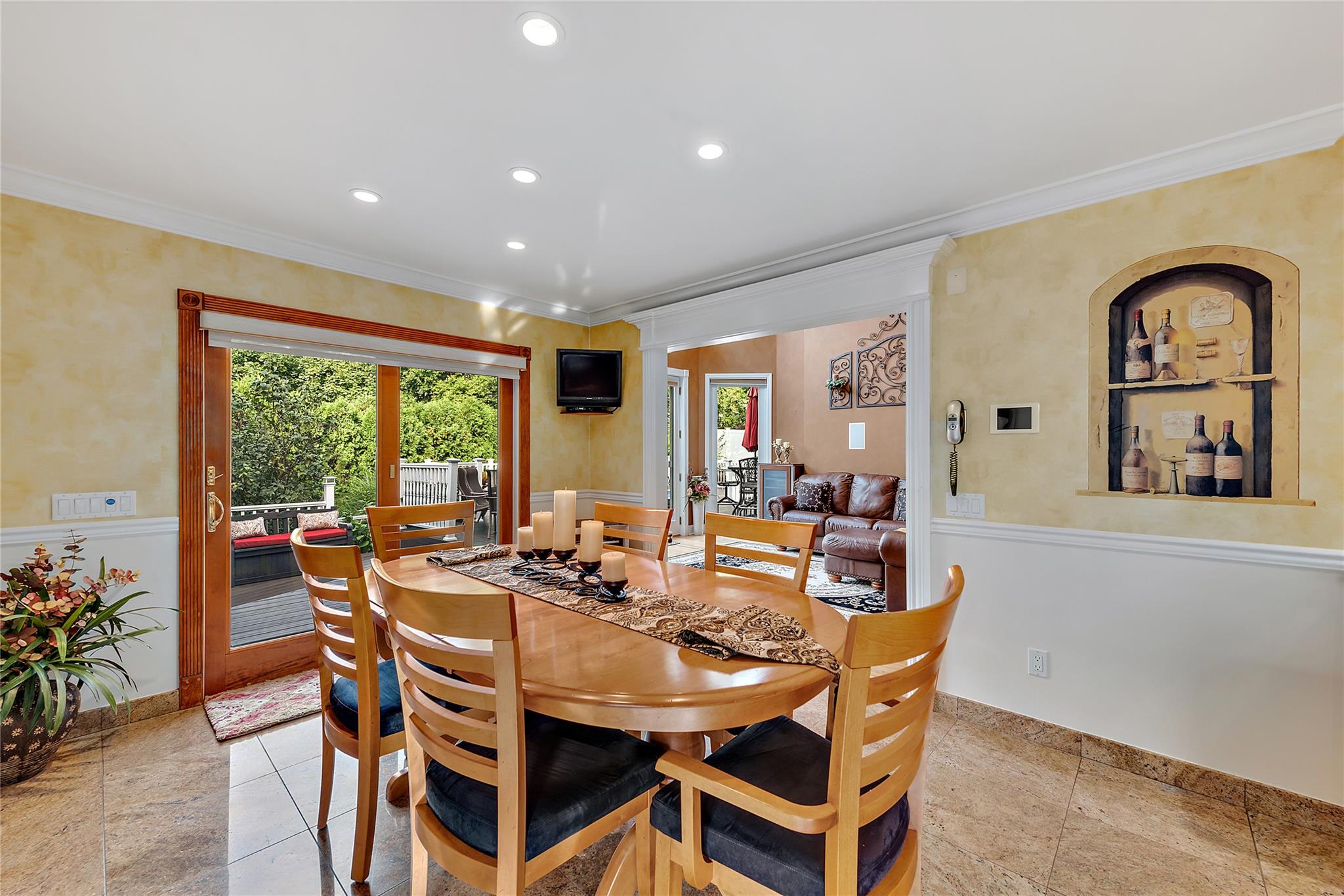 2 Dorchester Drive, Yonkers, NY 10710