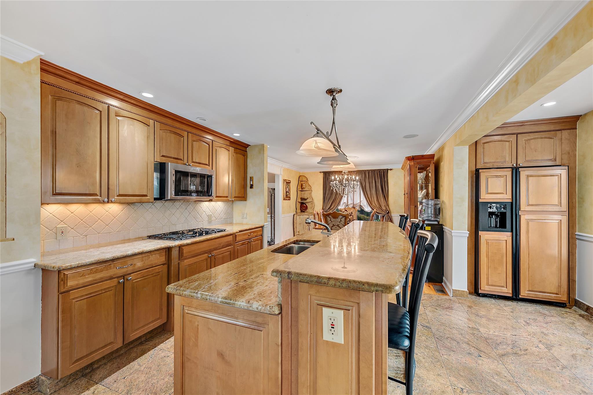 2 Dorchester Drive, Yonkers, NY 10710