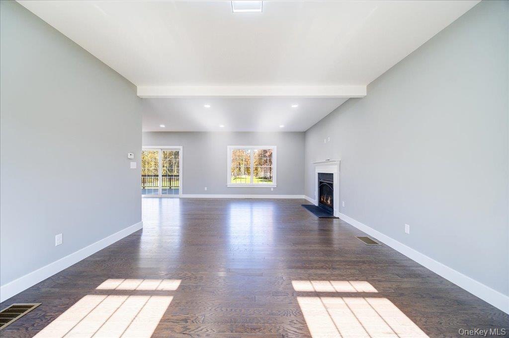 83 Bible Camp Road, Bloomingburg, NY 12721