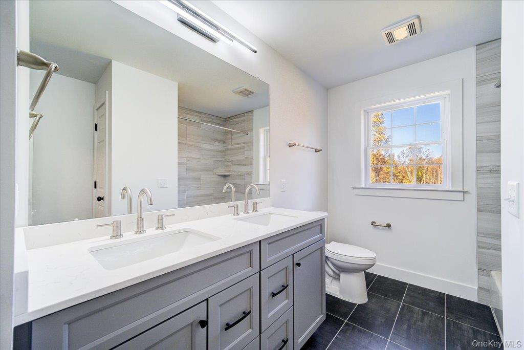 83 Bible Camp Road, Bloomingburg, NY 12721