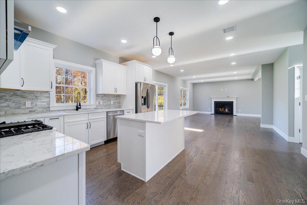 83 Bible Camp Road, Bloomingburg, NY 12721