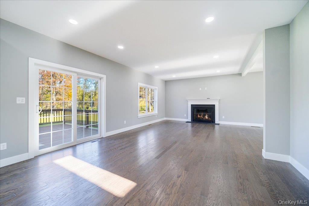 83 Bible Camp Road, Bloomingburg, NY 12721